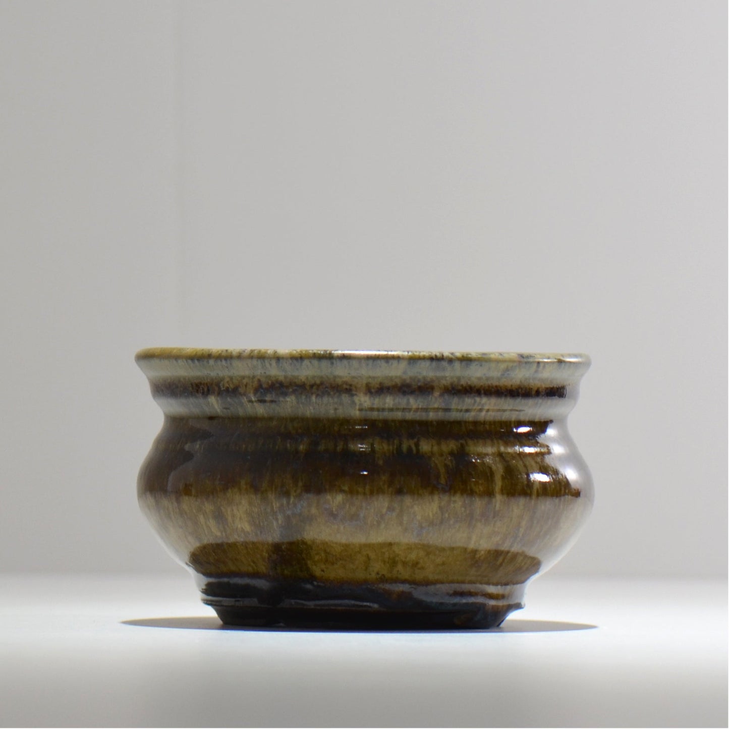 ヒノモトナツミ / 鈍-にび- / hn02_nb16_m / 約φ14cm / 植木鉢