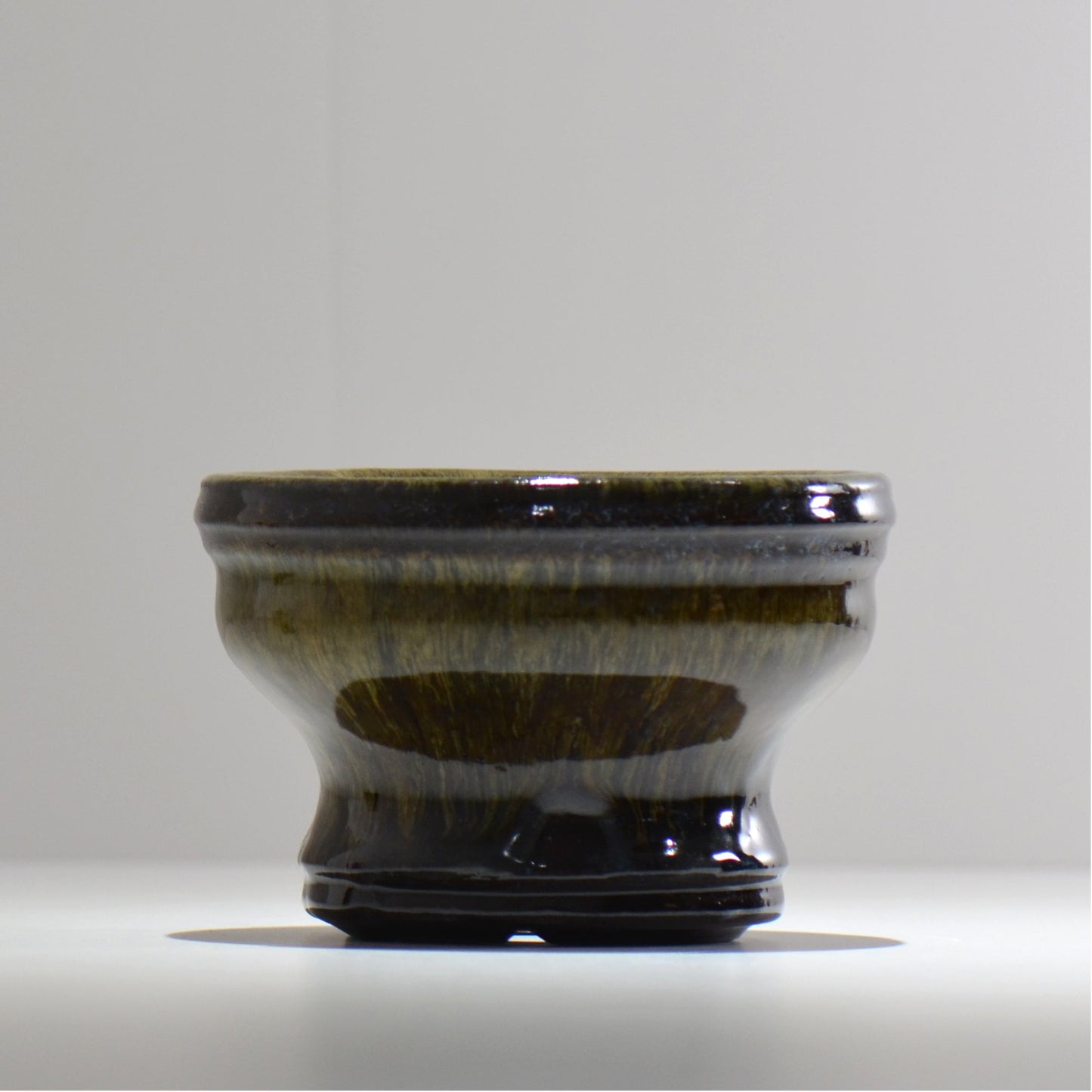 ヒノモトナツミ / 鈍-にび- / hn02_nb18_m / 約φ14.5cm / 植木鉢