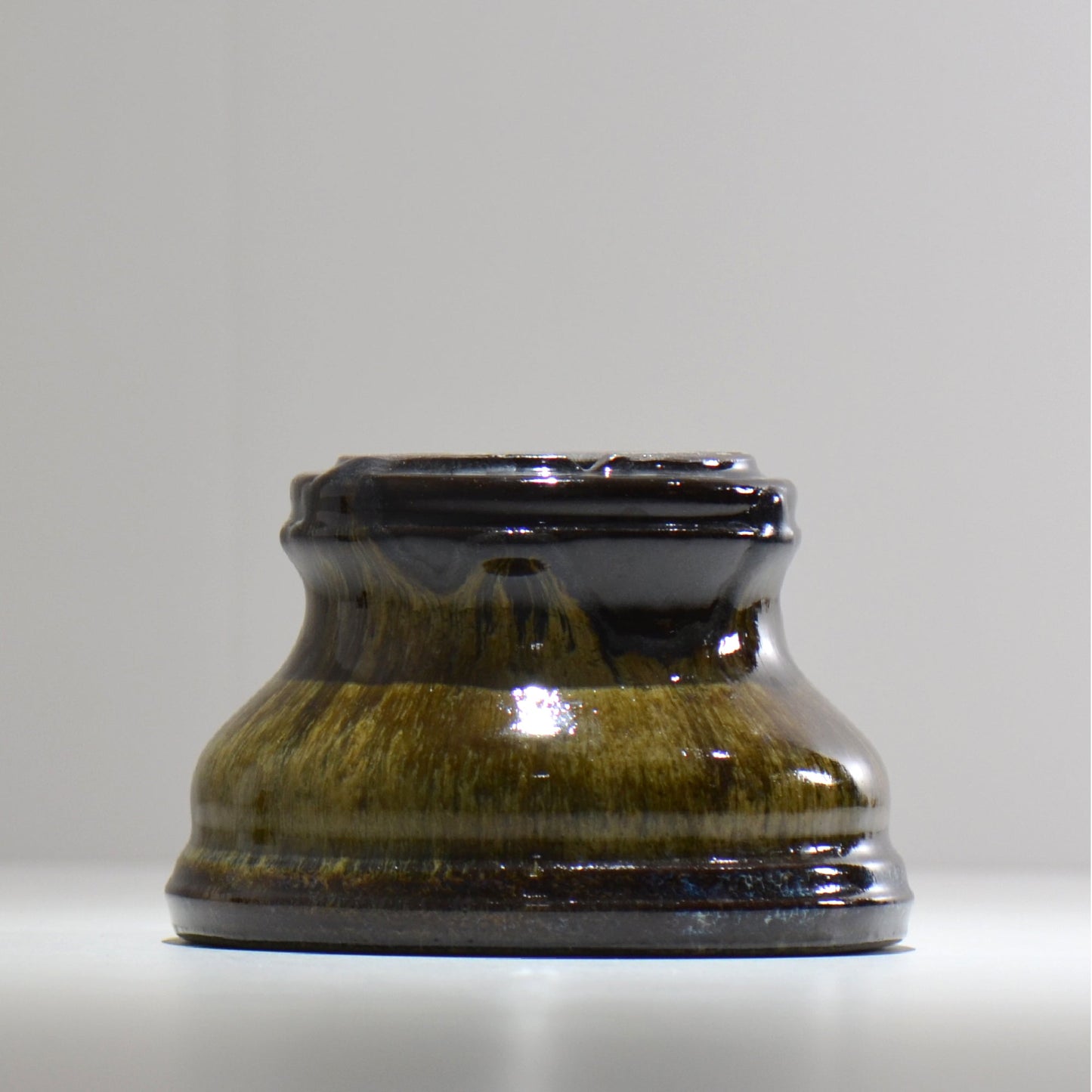 ヒノモトナツミ / 鈍-にび- / hn02_nb18_m / 約φ14.5cm / 植木鉢