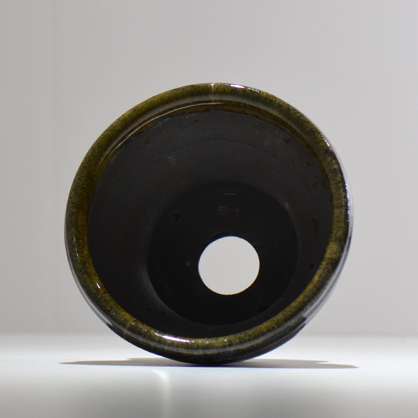 ヒノモトナツミ / 鈍-にび- / hn02_nb18_m / 約φ14.5cm / 植木鉢
