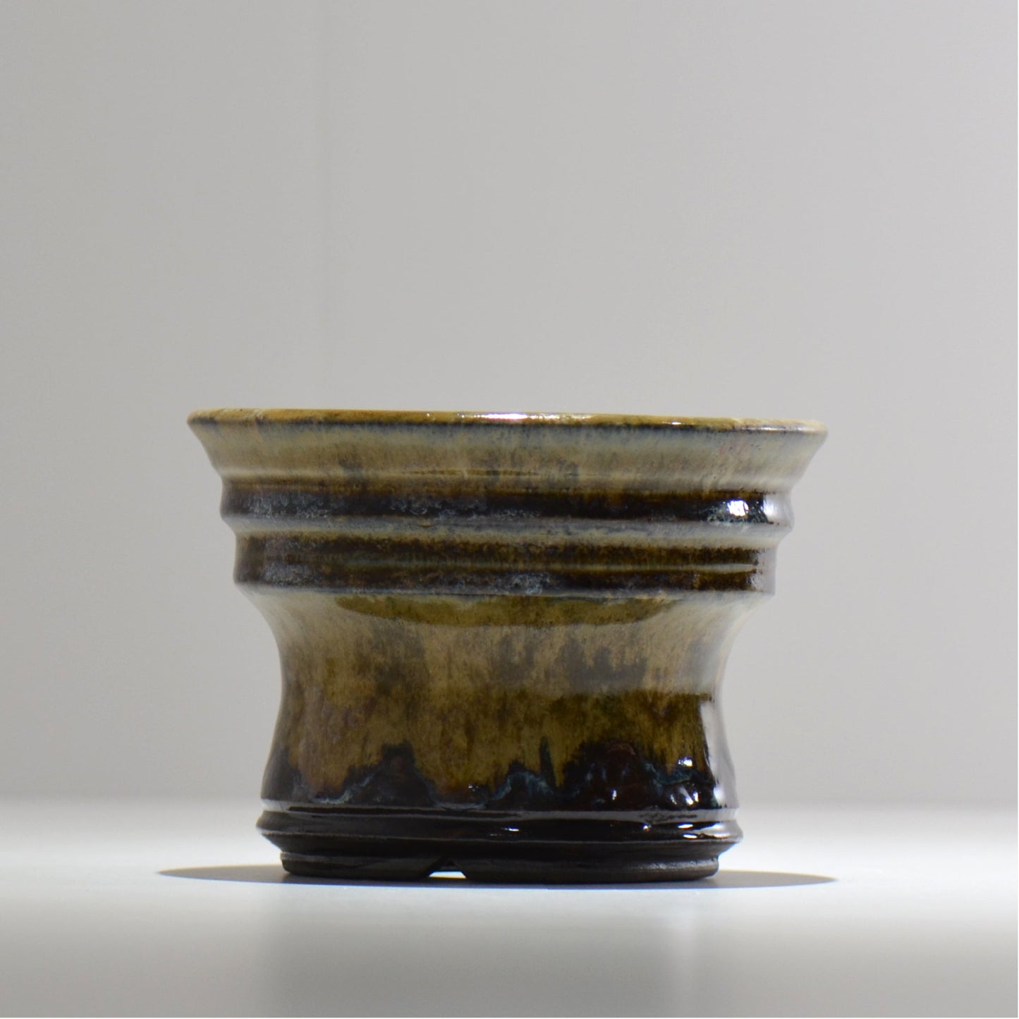 ヒノモトナツミ / 鈍-にび- / hn02_nb23_m / 約φ14.5cm / 植木鉢