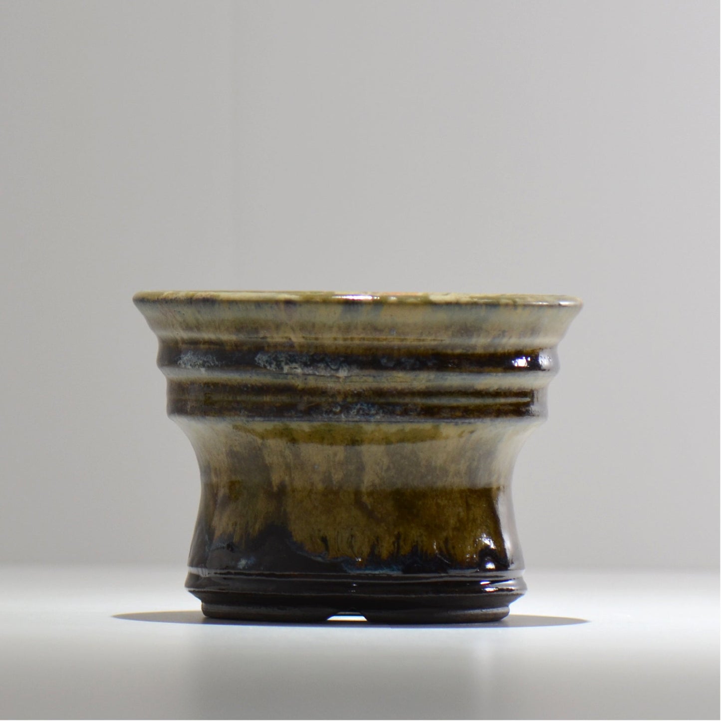 ヒノモトナツミ / 鈍-にび- / hn02_nb23_m / 約φ14.5cm / 植木鉢