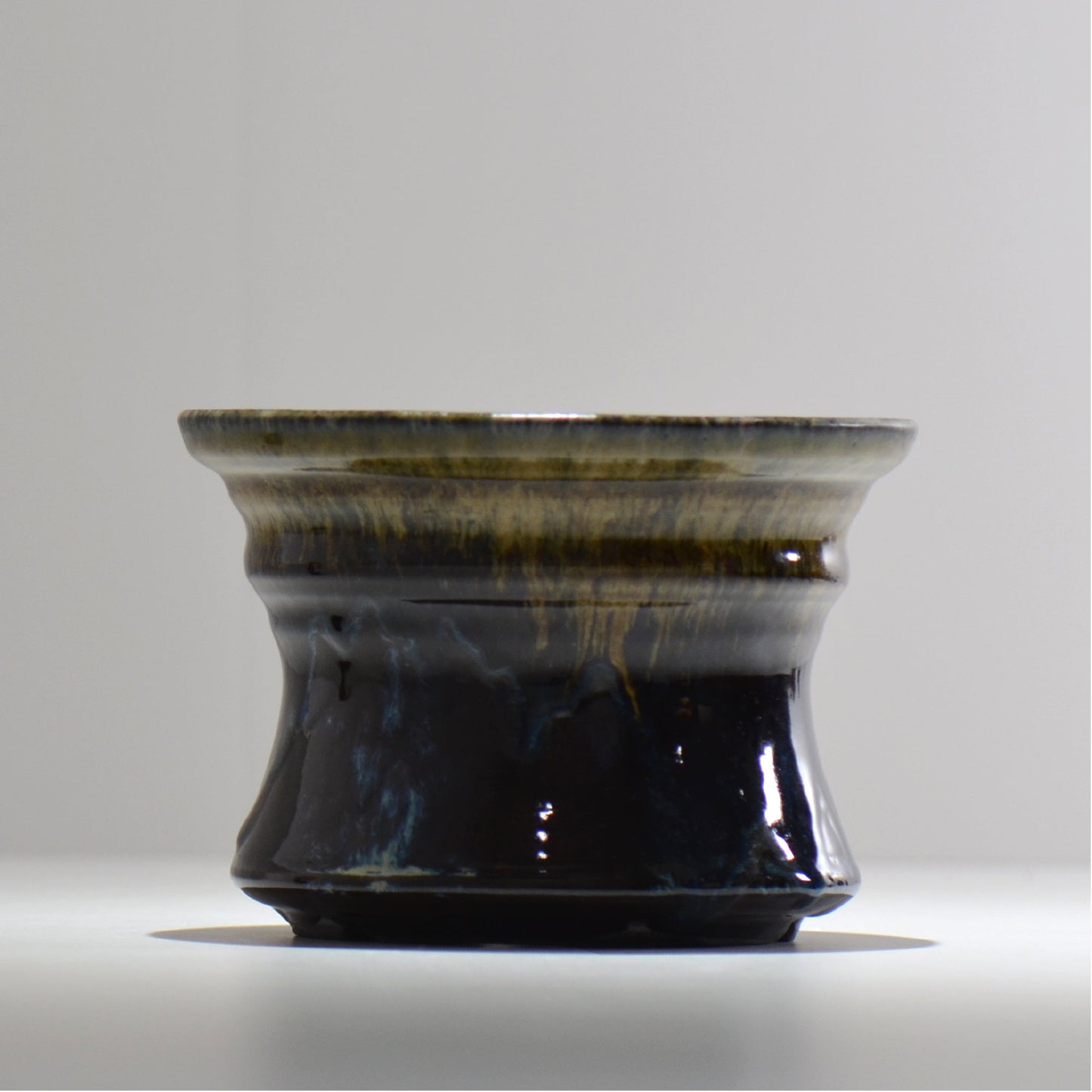 ヒノモトナツミ / 鈍-にび- / hn02_nb26_l / 約φ16.5cm / 植木鉢