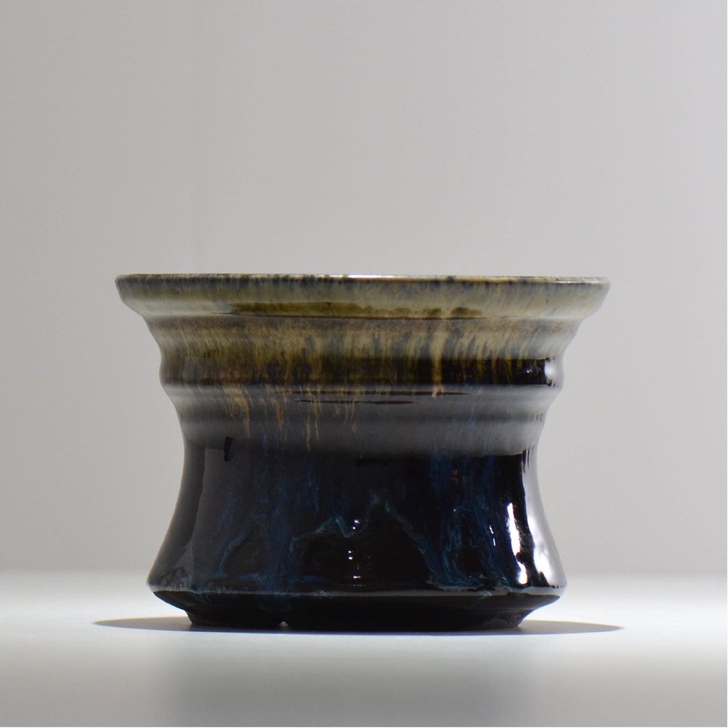 ヒノモトナツミ / 鈍-にび- / hn02_nb26_l / 約φ16.5cm / 植木鉢