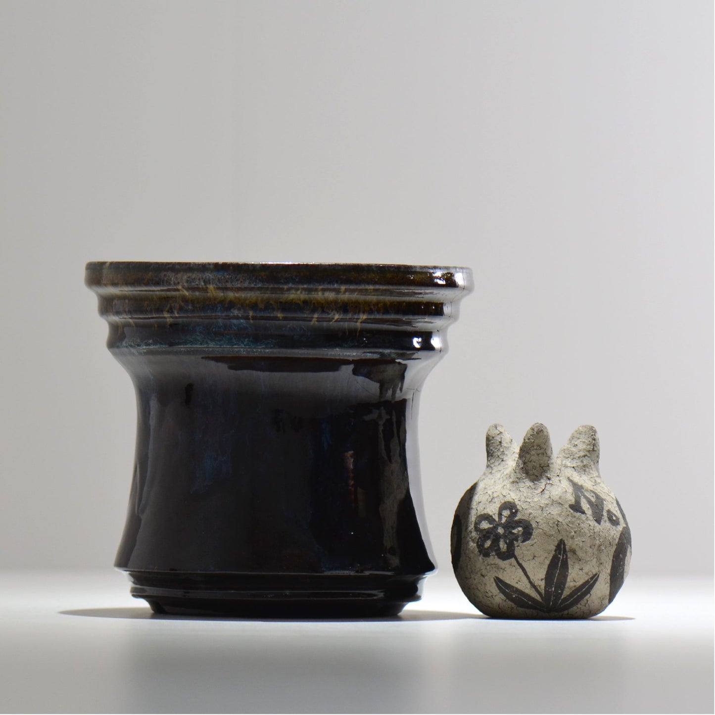 ヒノモトナツミ / 鈍-にび- / hn02_nb29_l / 約φ16.2cm / 植木鉢