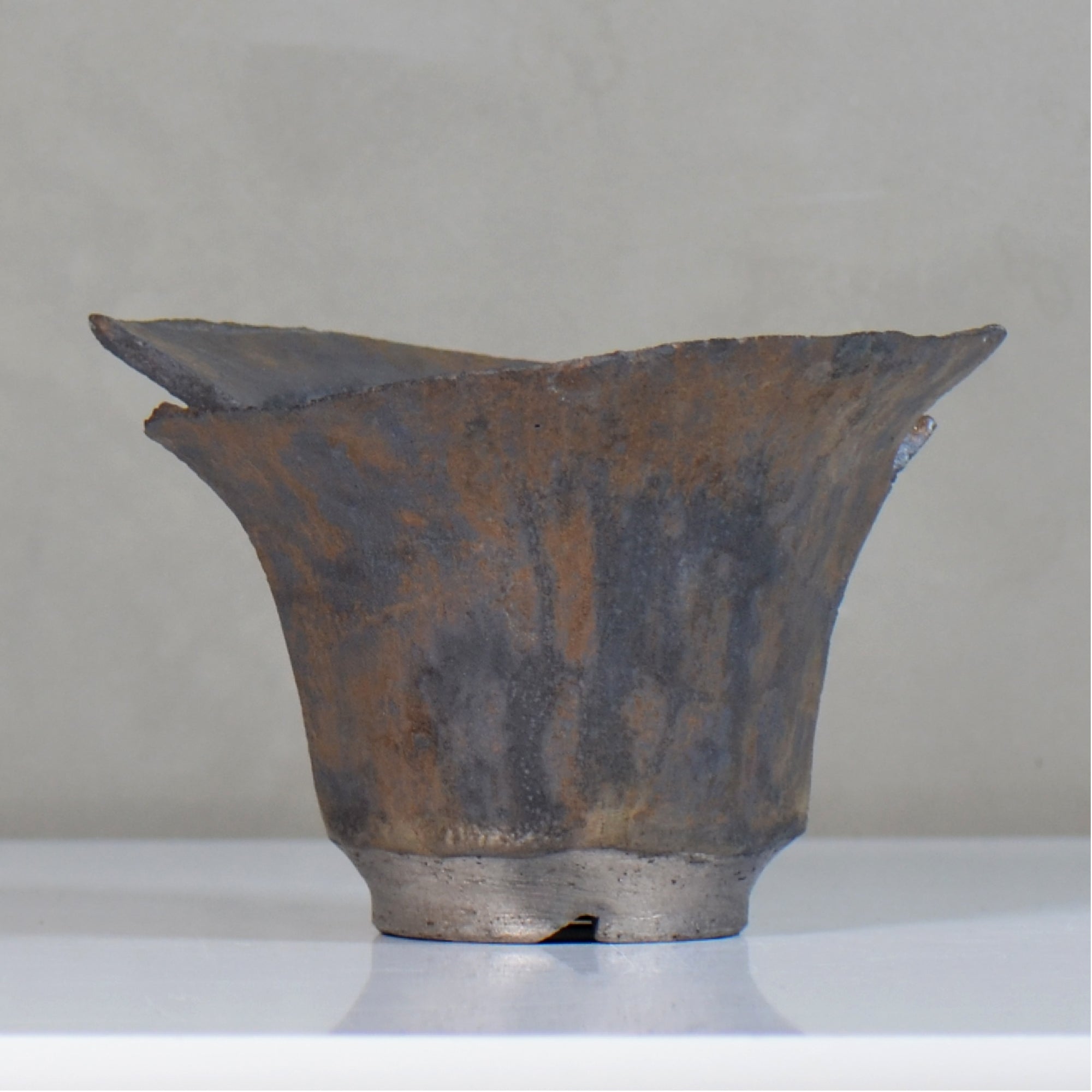 とうふ　キング１０鉢 飯沼耕市 / 銹折鉢 / ik_so07_l /長辺 約17.7cm/ 内径約φ10cm / 植木鉢