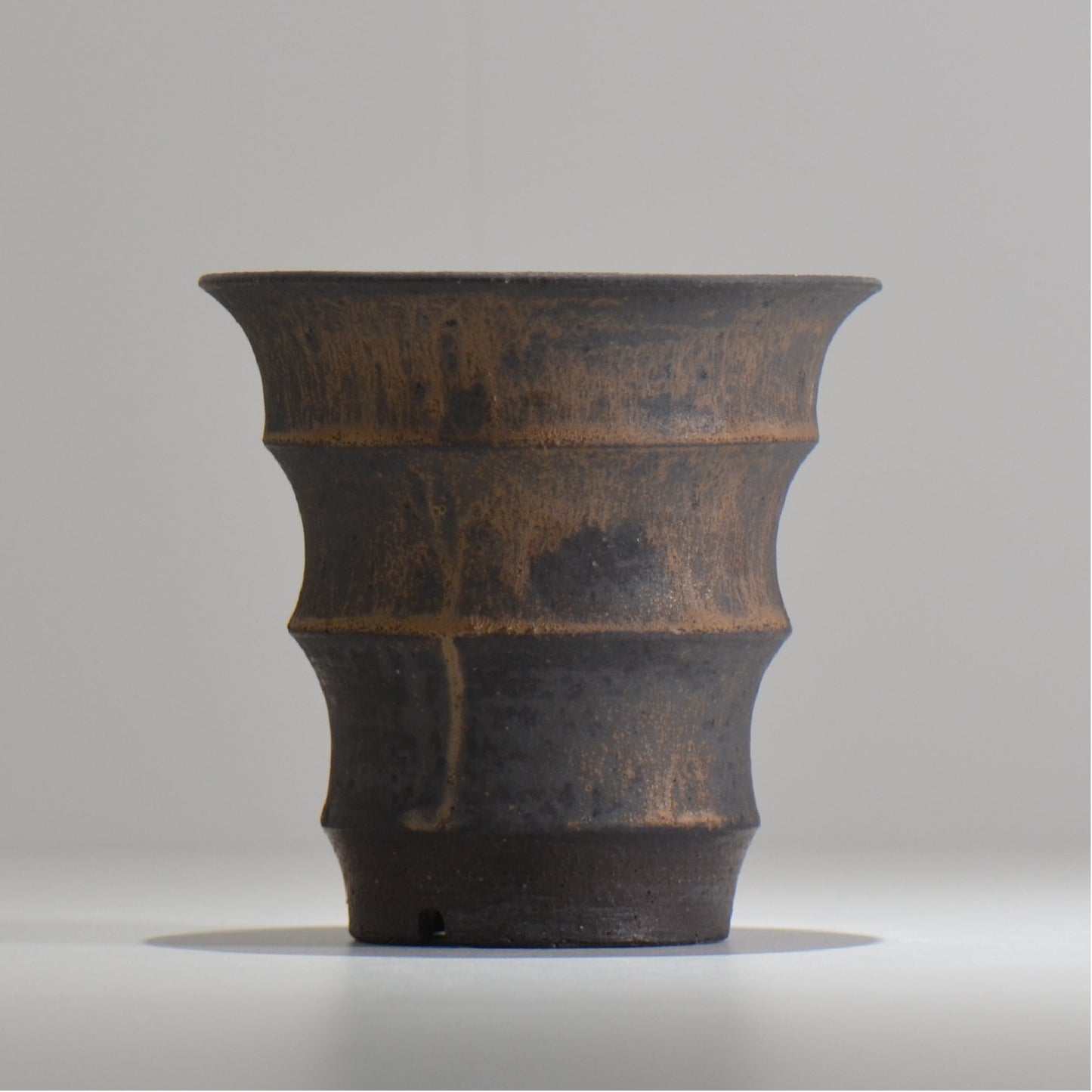 I - moniee / KUROKINUN/ im_kk03_m / 約 φ14.7cm / 植木鉢