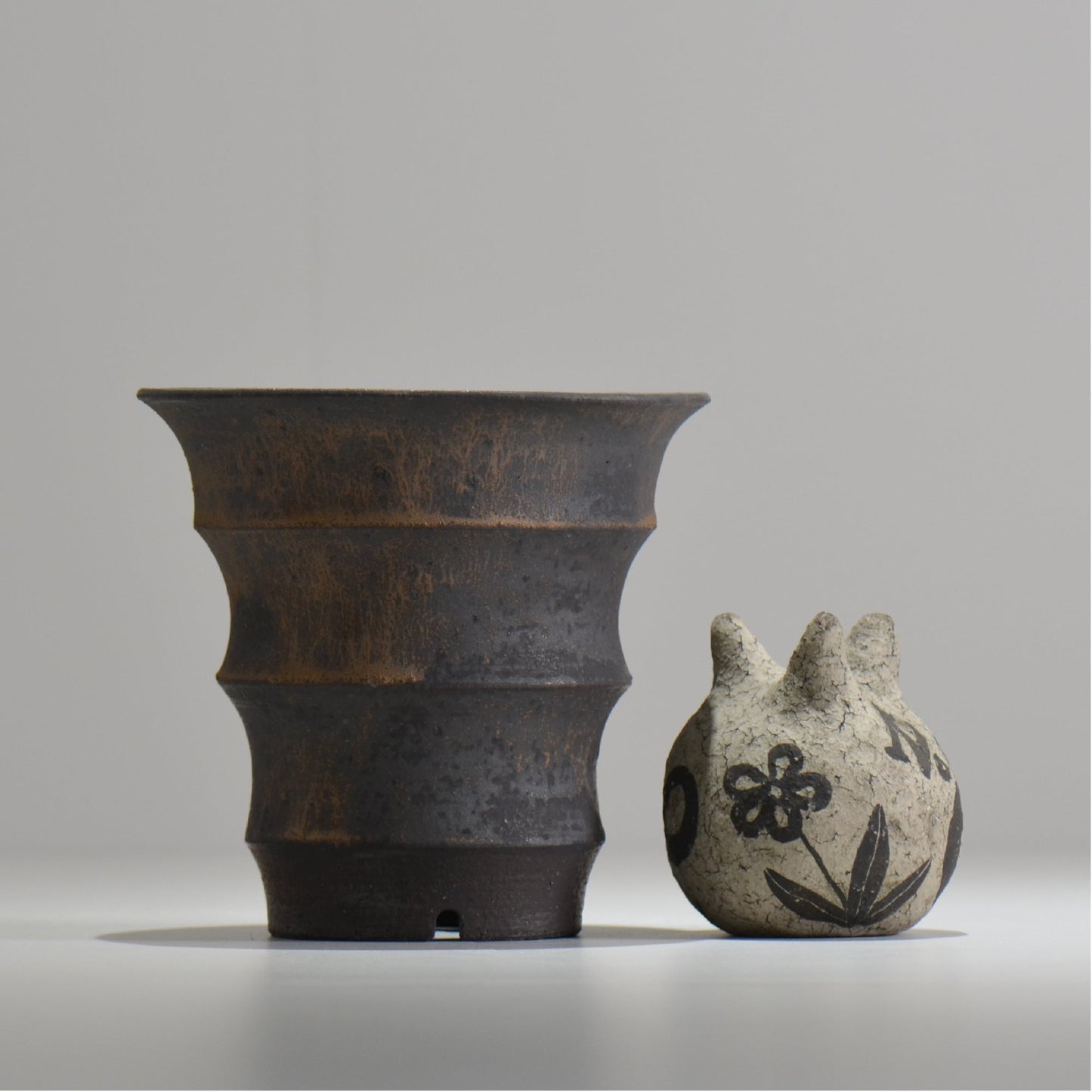 I - moniee / KUROKINUN/ im_kk03_m / 約 φ14.7cm / 植木鉢