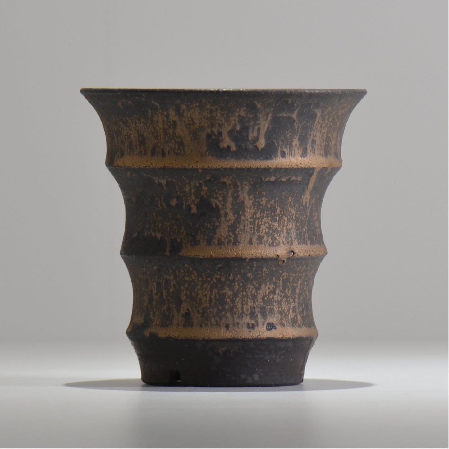 I - moniee / KUROKINUN/ im_kk05_m / 約 φ14.5cm / 植木鉢