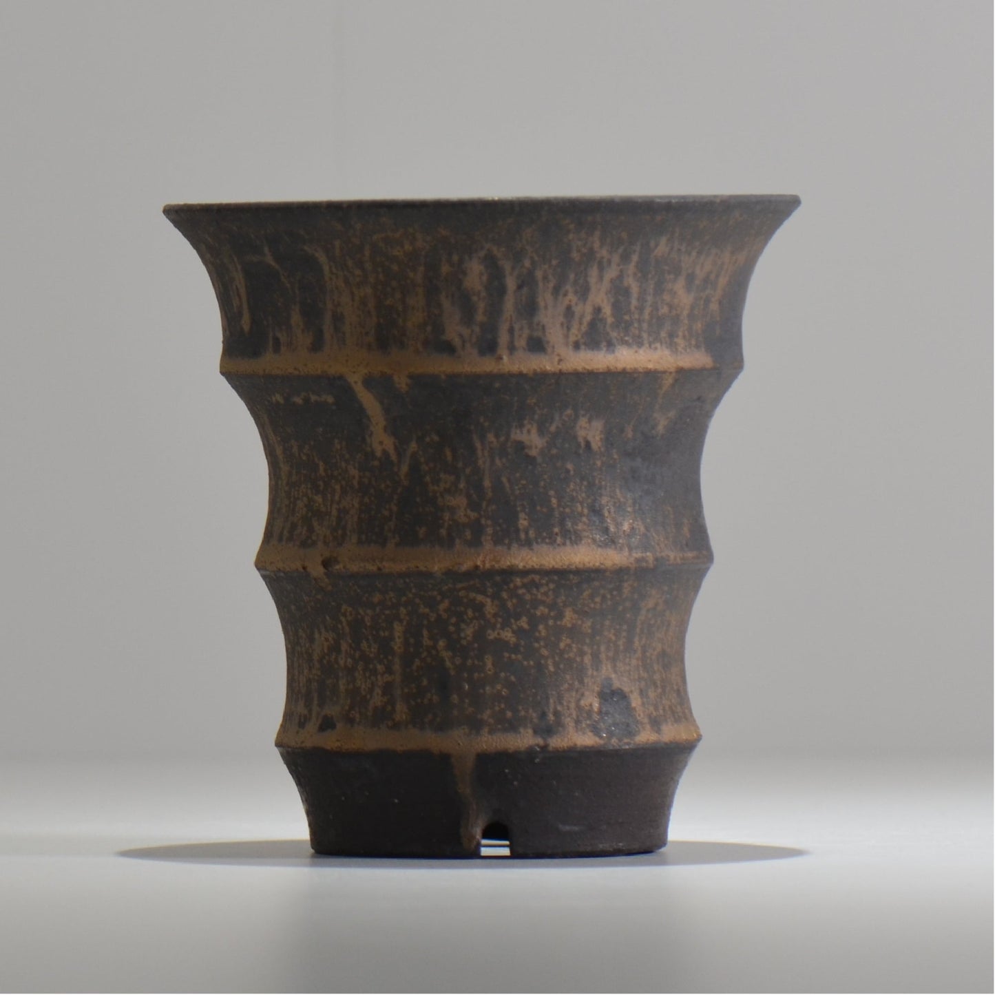 I - moniee / KUROKINUN/ im_kk05_m / 約 φ14.5cm / 植木鉢