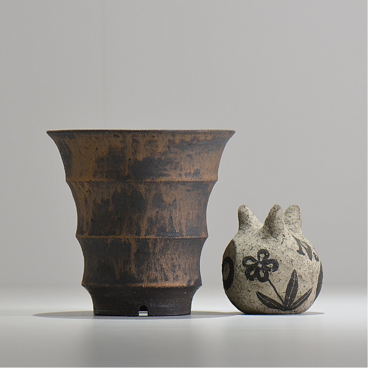 I - moniee / KUROKINUN/ im_kk06_m / 約 φ14.3cm / 植木鉢