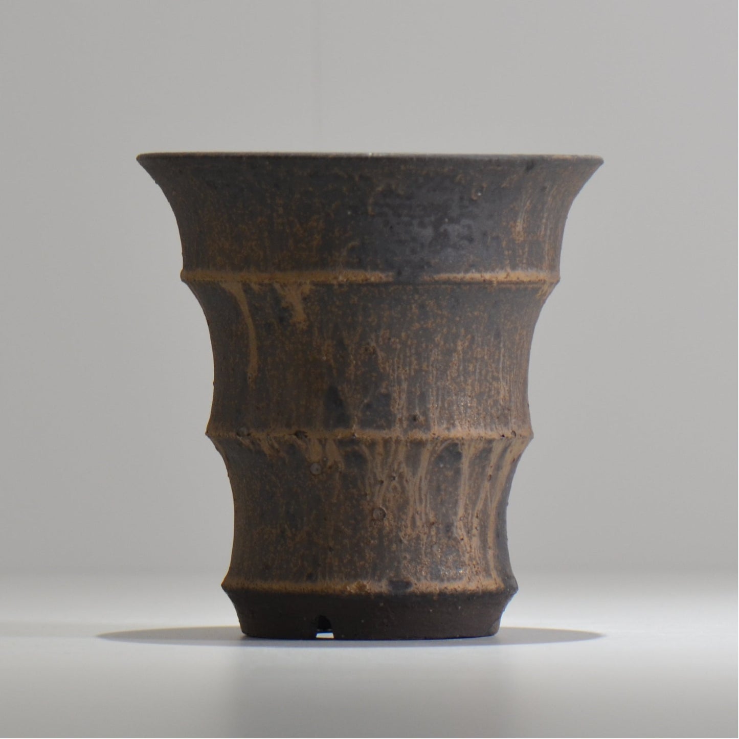 I - moniee / KUROKINUN/ im_kk08_m / 約 φ14.8cm / 植木鉢