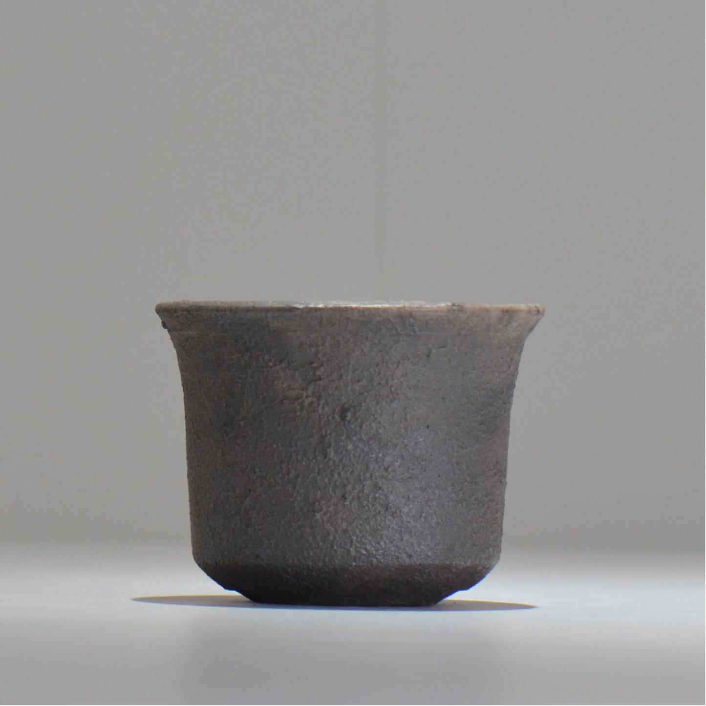 齋藤研一 / 鋳 / chu_tu015/ 約φ10.5cm / 植木鉢