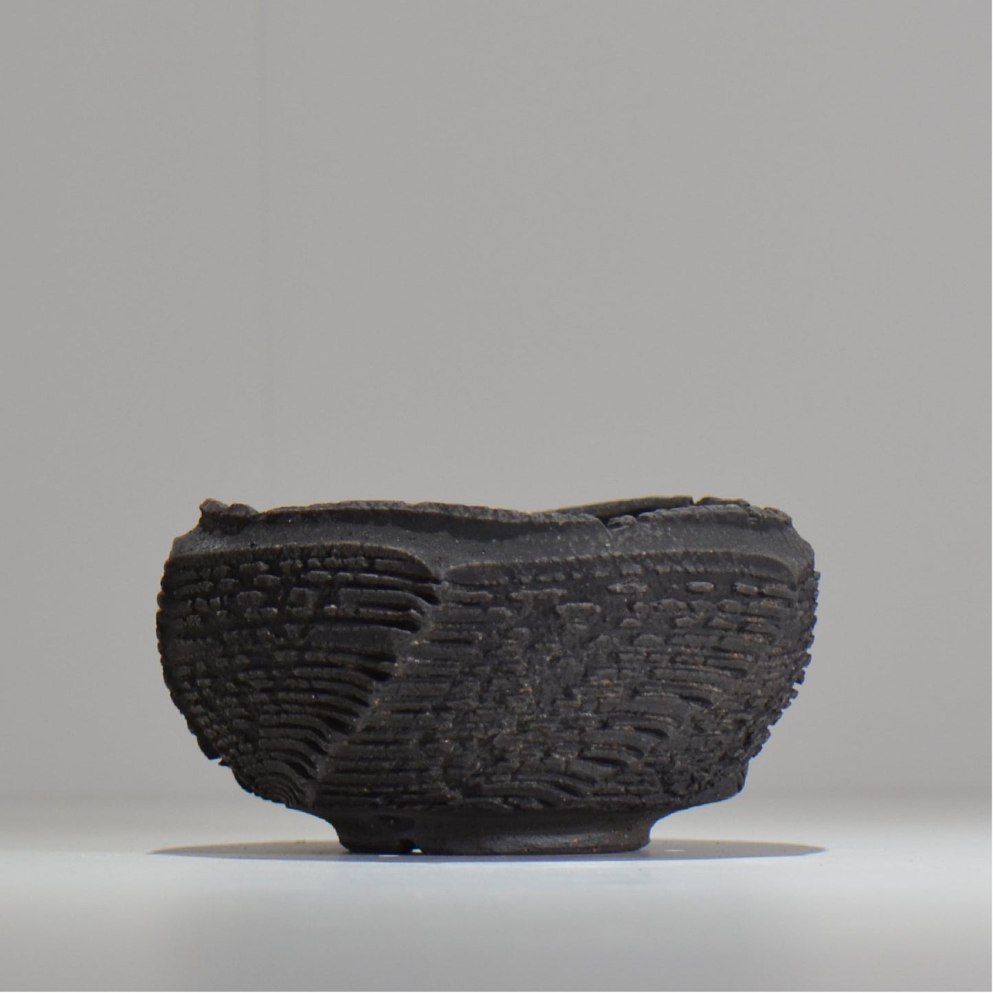 菊地元野 / DANSOU GLOSS ブラック / kg_db27_m / 約φ12.5cm / 植木鉢