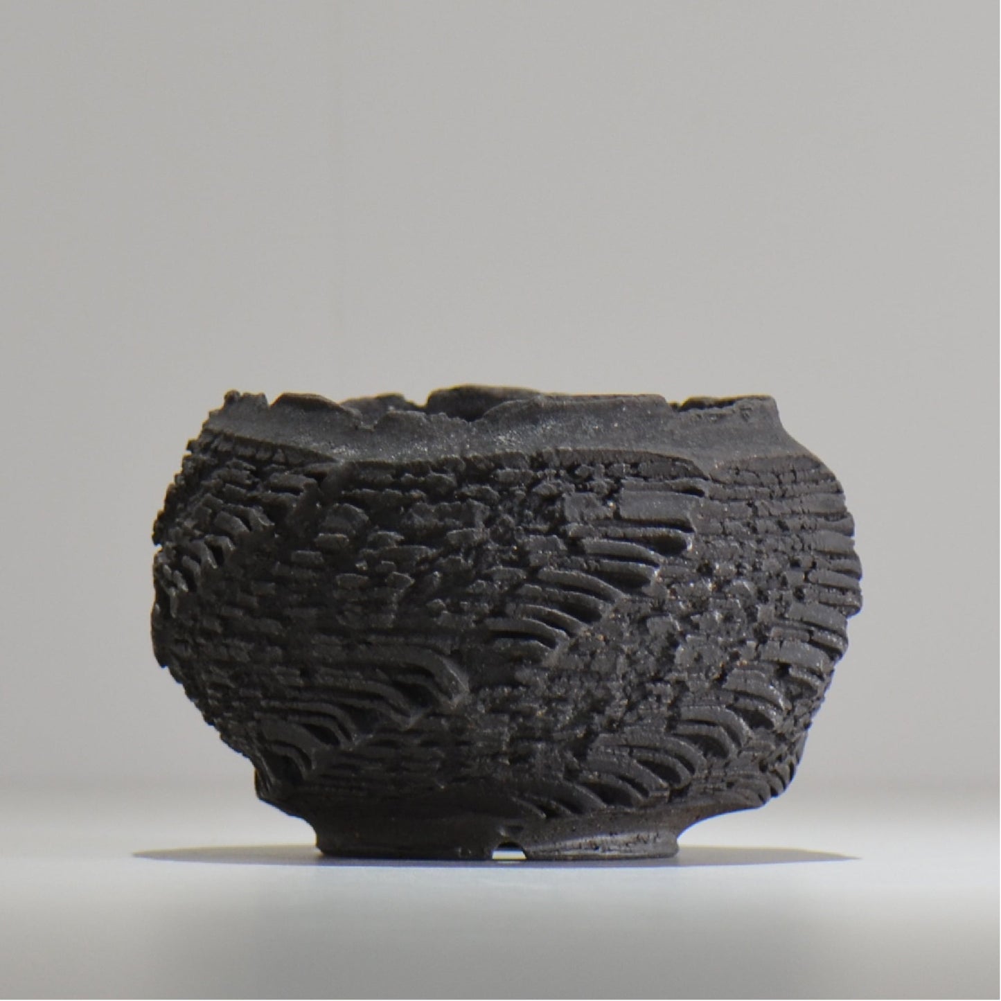 菊地元野 / DANSOU GLOSS ブラック / kg_db25_s / 約φ10cm / 植木鉢