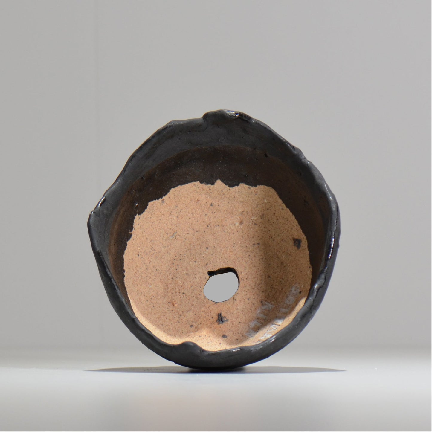川合牧人 / UROKO POT BLACK / km_urkb01_m / 約φ13cm / 植木鉢