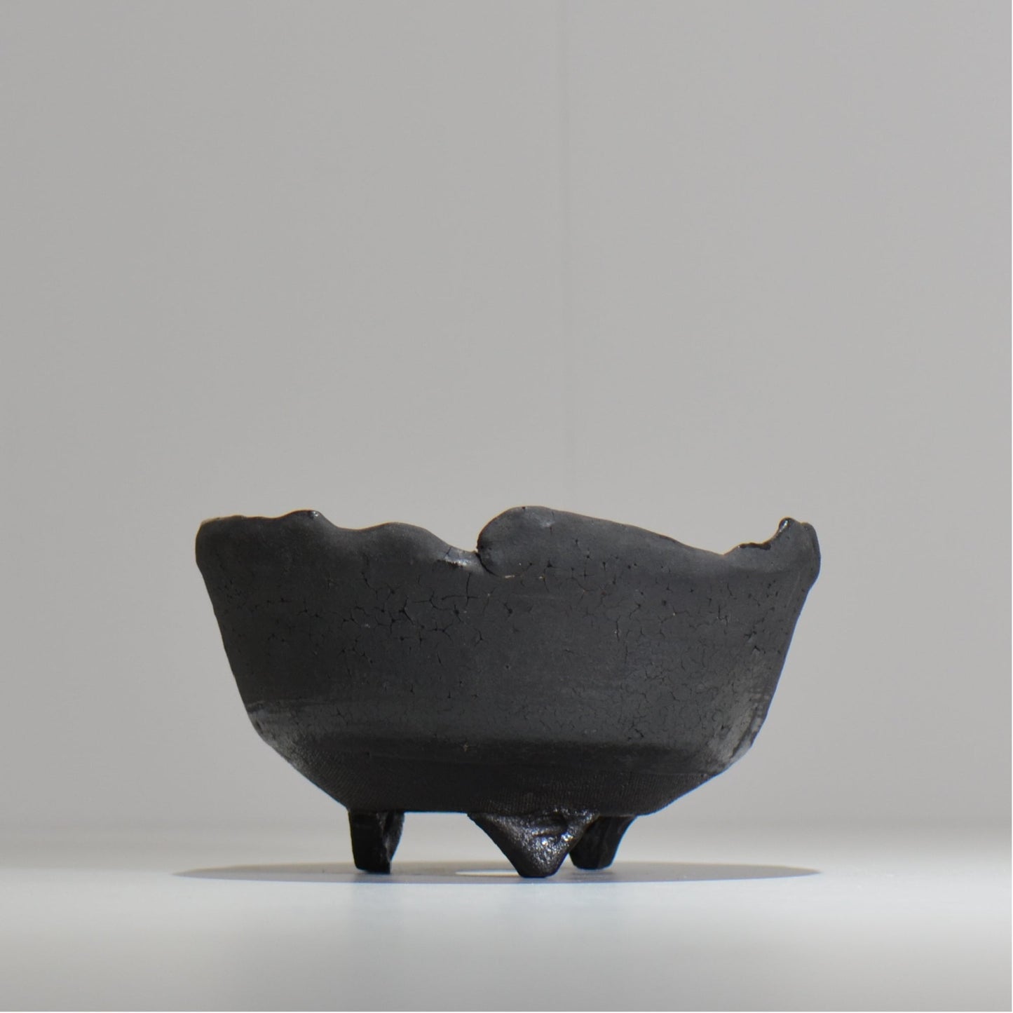 川合牧人 / UROKO POT BLACK / km_urkb02_m / 約φ13.5cm / 植木鉢