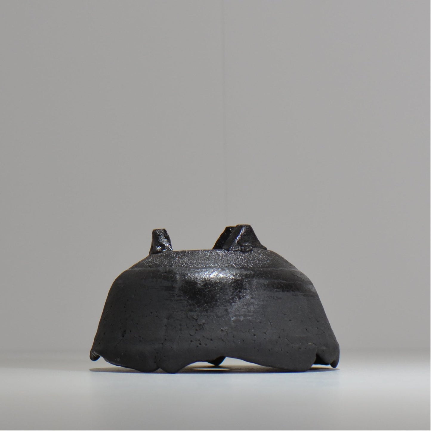 川合牧人 / UROKO POT BLACK / km_urkb02_m / 約φ13.5cm / 植木鉢