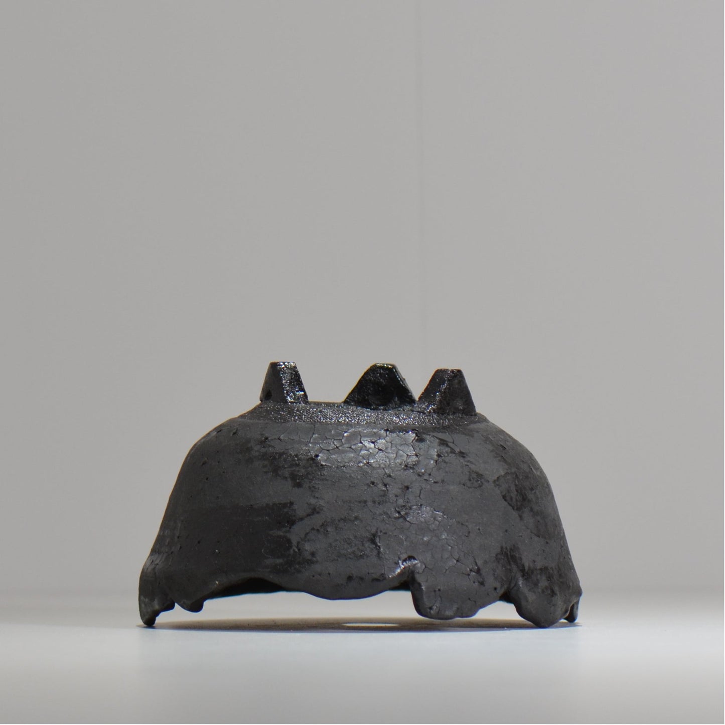 川合牧人 / UROKO POT BLACK / km_urkb04_m / 約φ14cm / 植木鉢