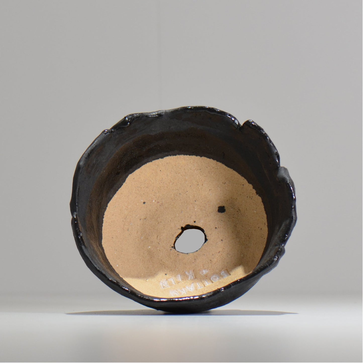 川合牧人 / UROKO POT BLACK / km_urkb04_m / 約φ14cm / 植木鉢