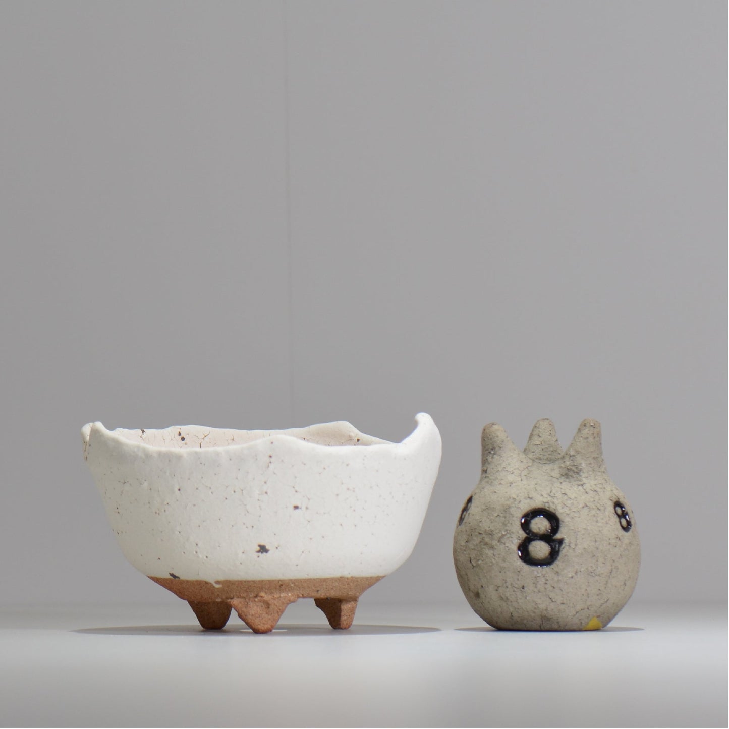 川合牧人 / UROKO POT WHITE/ km_urkw01_m / 約φ13.5cm / 植木鉢