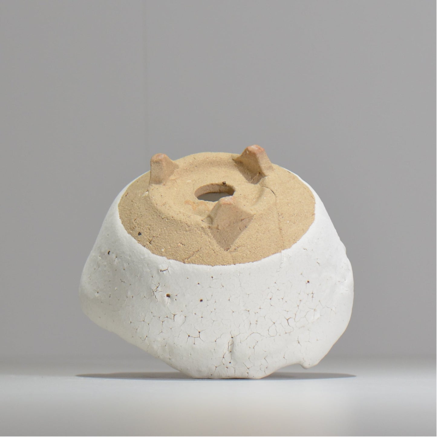 川合牧人 / UROKO POT WHITE/ km_urkw03_m / 約φ14cm / 植木鉢