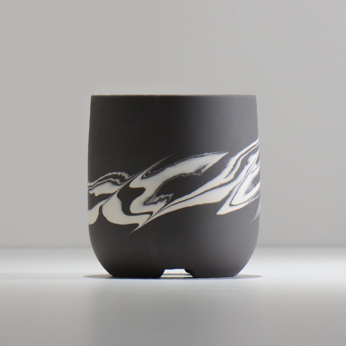 山本真郎 / 黒仙-kokusen019 / M / 約φ10.2cm / 植木鉢
