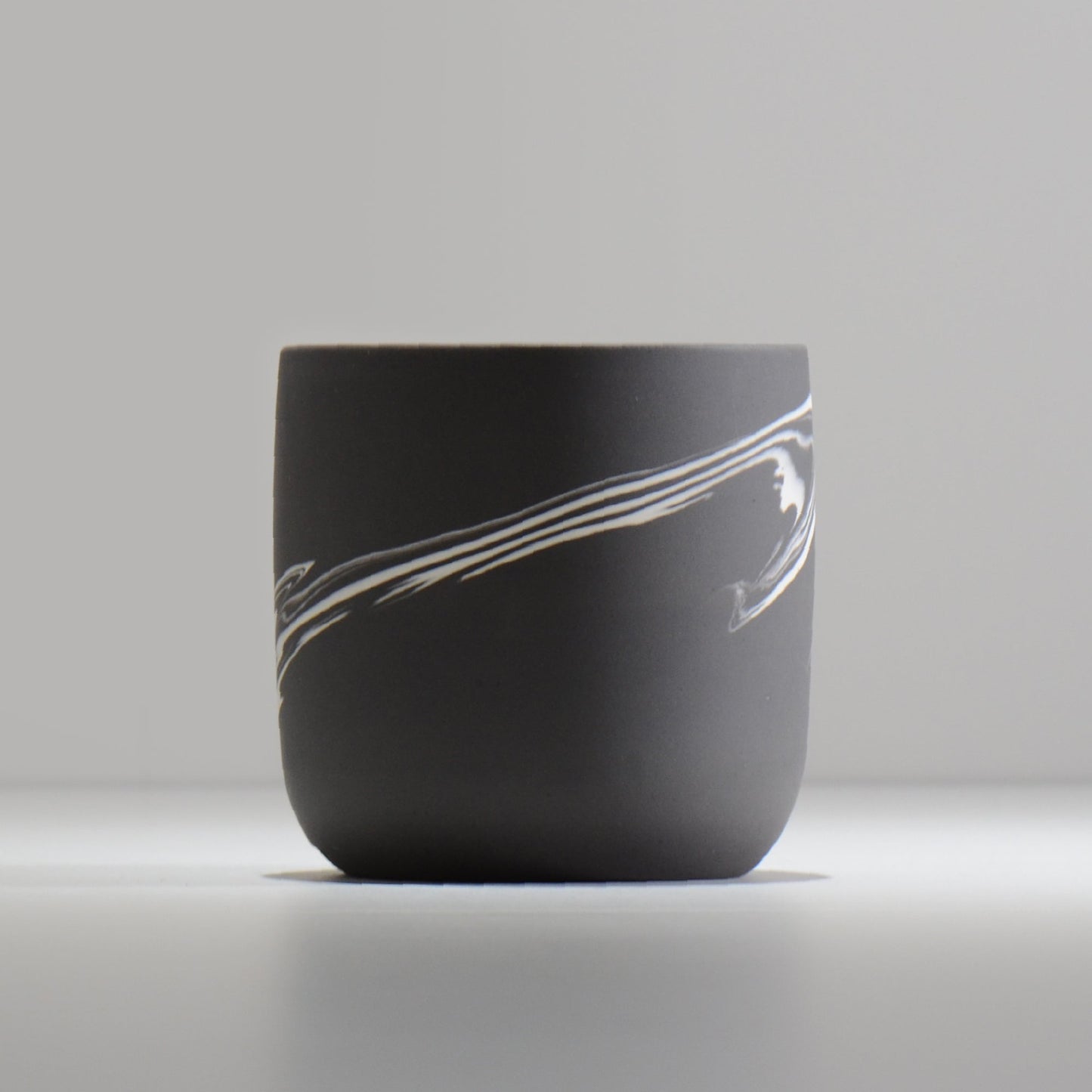 山本真郎 / 黒仙-kokusen020 / M / 約φ10.7cm / 植木鉢