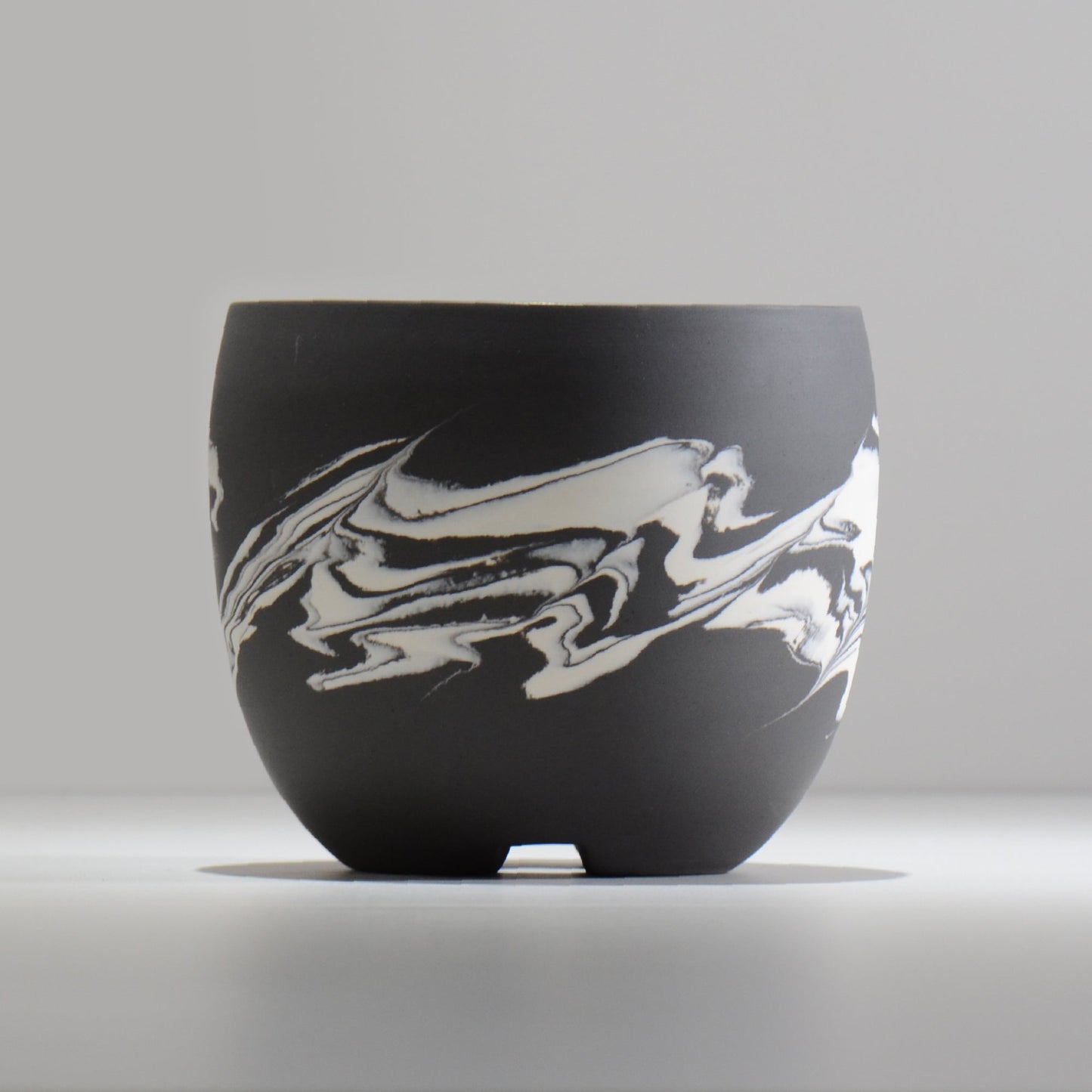 山本真郎 / 黒仙-kokusen023 / L / 約φ14.8cm / 植木鉢