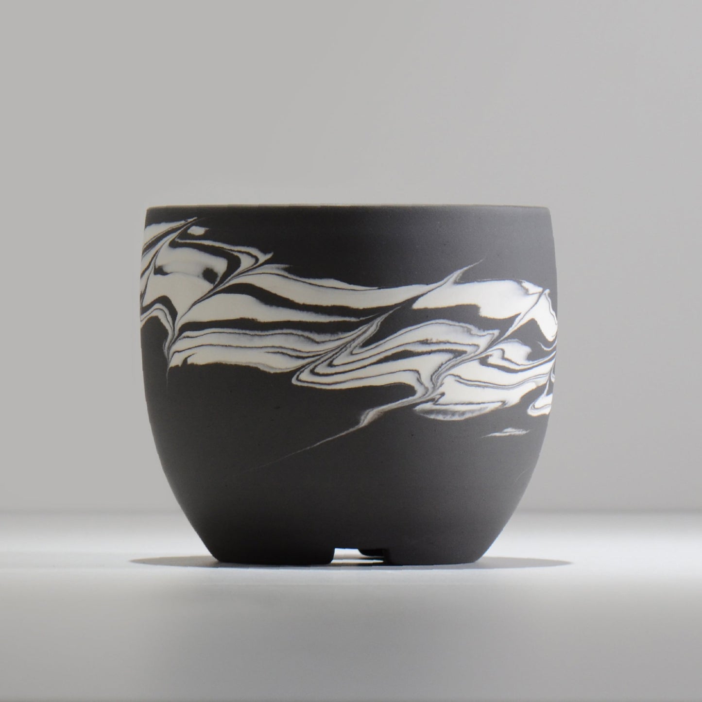 山本真郎 / 黒仙-kokusen025 / L / 約φ14.7cm / 植木鉢