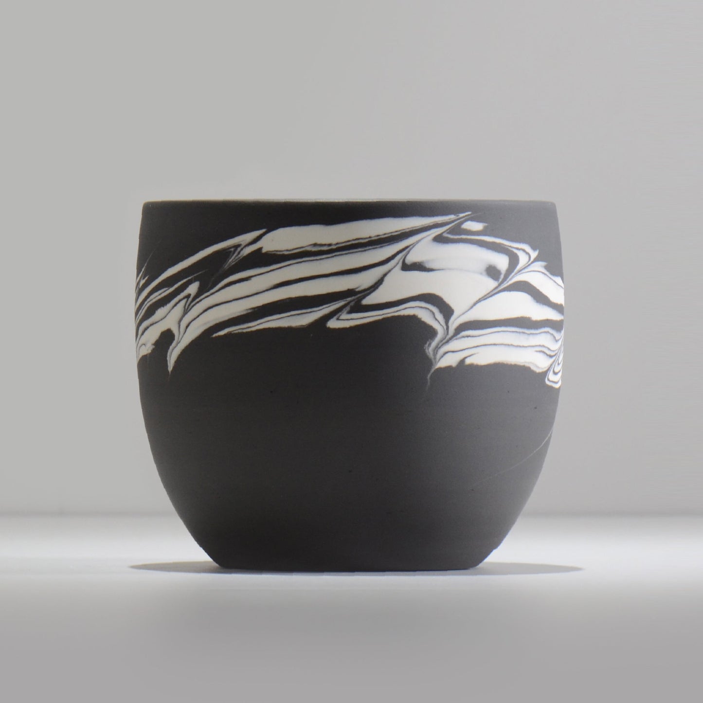 山本真郎 / 黒仙-kokusen025 / L / 約φ14.7cm / 植木鉢