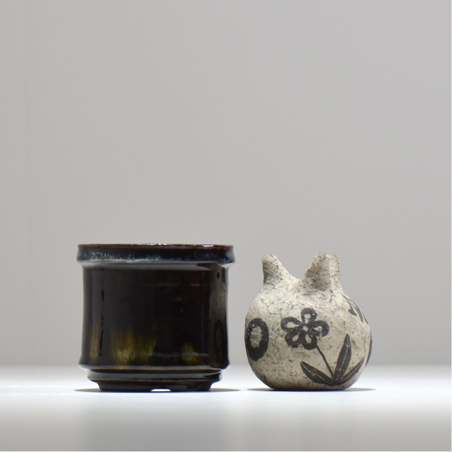 ヒノモトナツミ / 縁-ふち- / hn02_fc01_s / 約φ9.2cm / 植木鉢