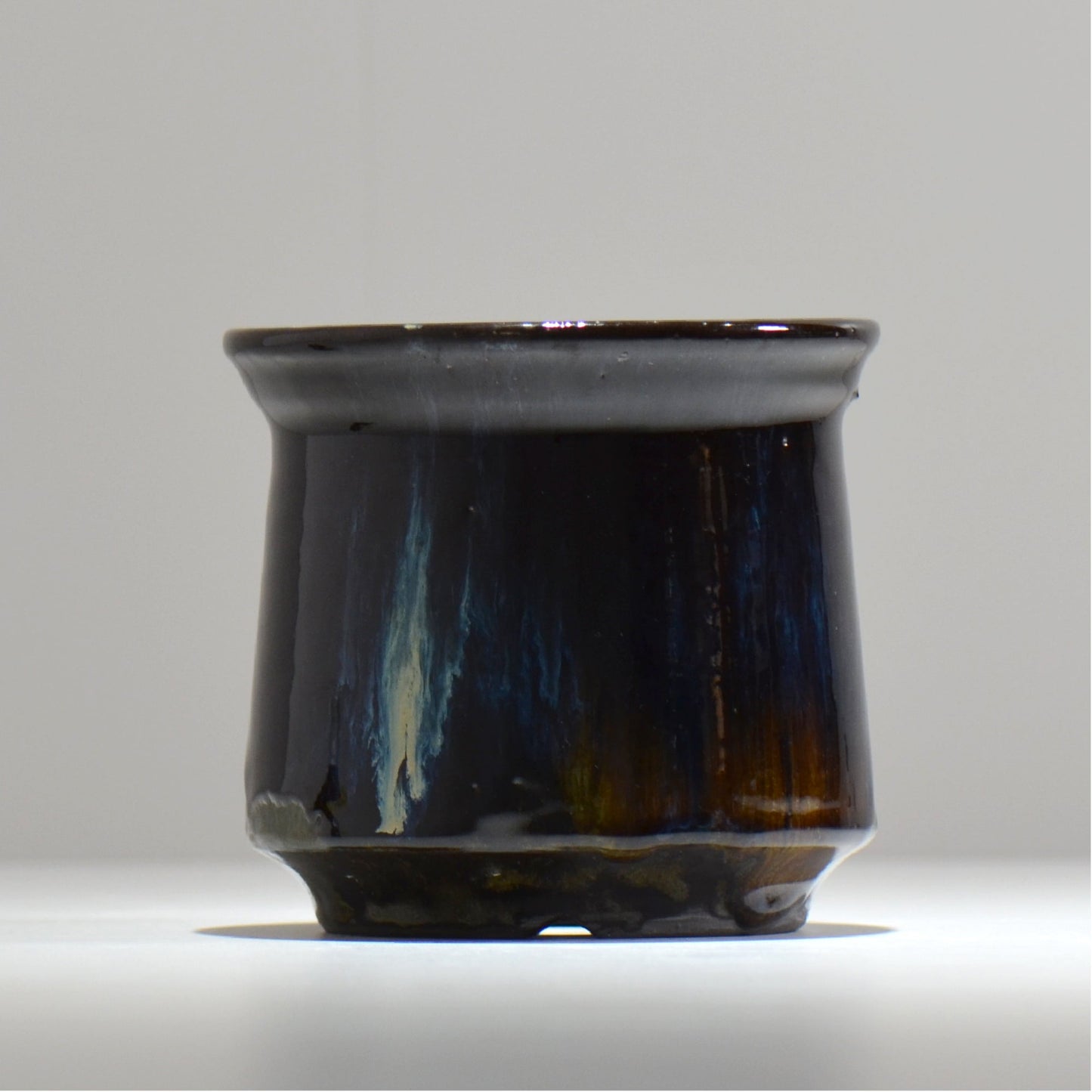 ヒノモトナツミ / 縁-ふち- / hn02_fc21_m / 約φ13cm / 植木鉢