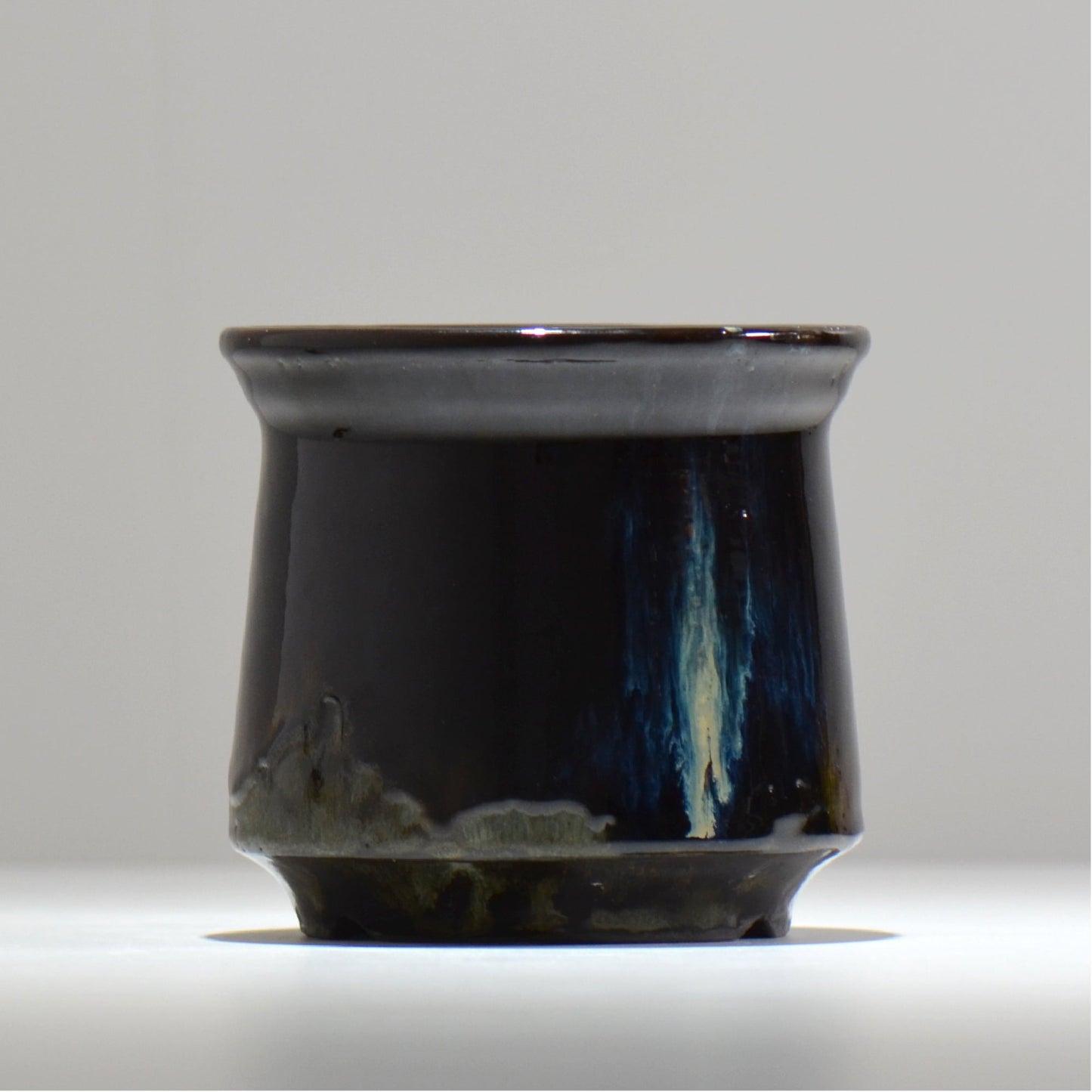 ヒノモトナツミ / 縁-ふち- / hn02_fc21_m / 約φ13cm / 植木鉢