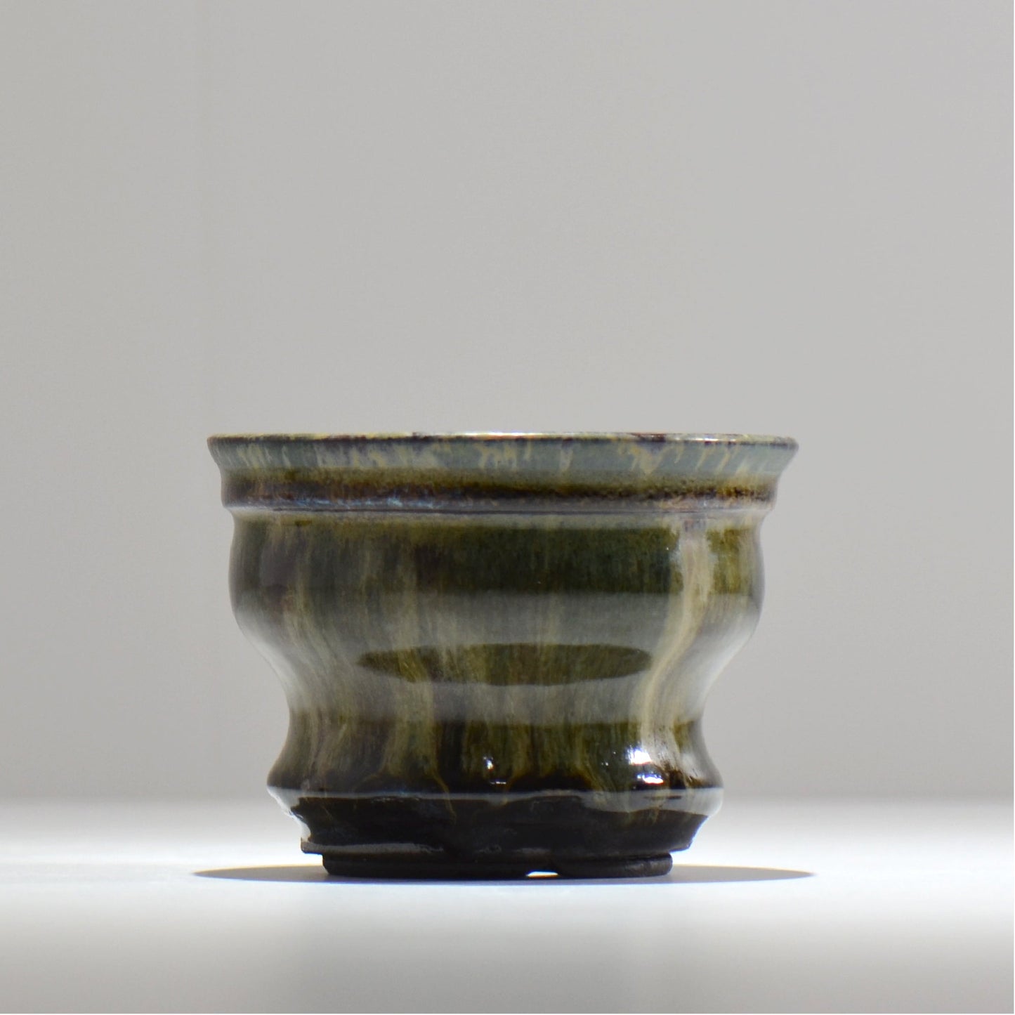 ヒノモトナツミ / 鈍-にび- / hn02_nb09_m / 約φ12.5cm / 植木鉢