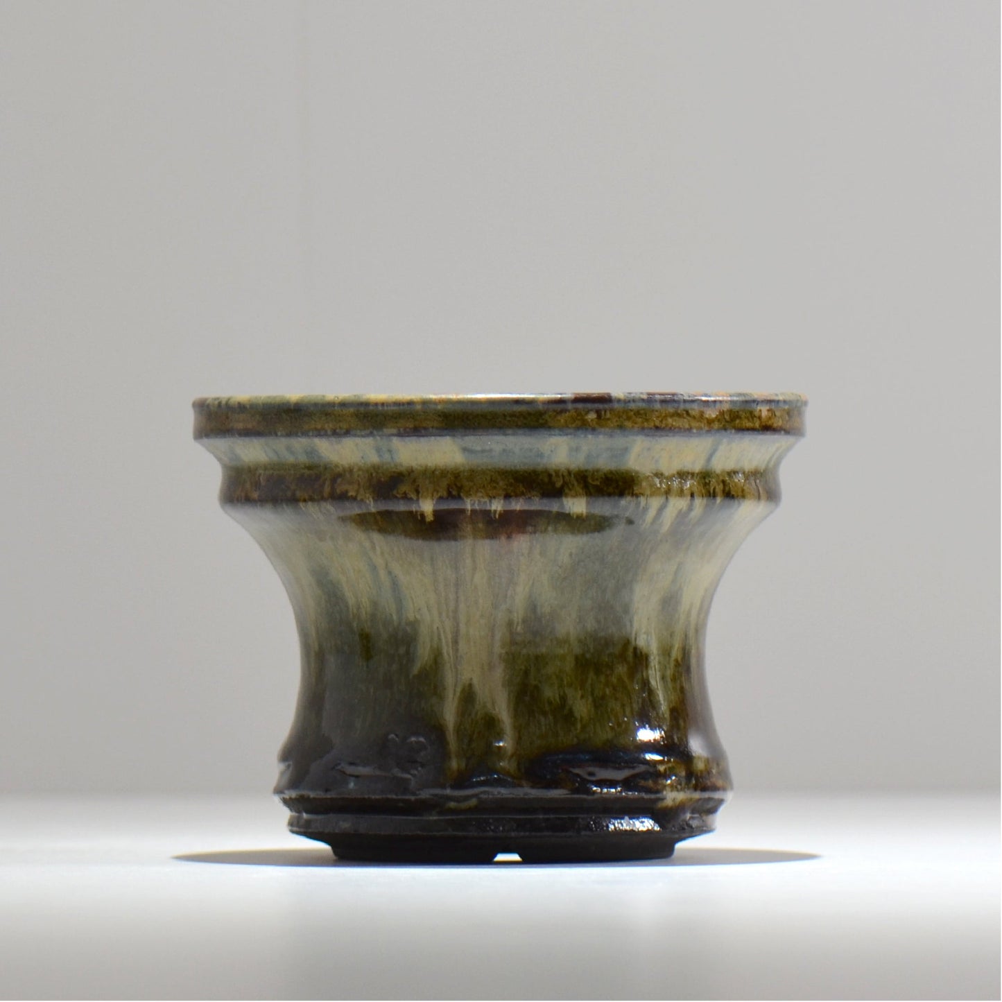 ヒノモトナツミ / 鈍-にび- / hn02_nb15_m / 約φ13.3cm / 植木鉢