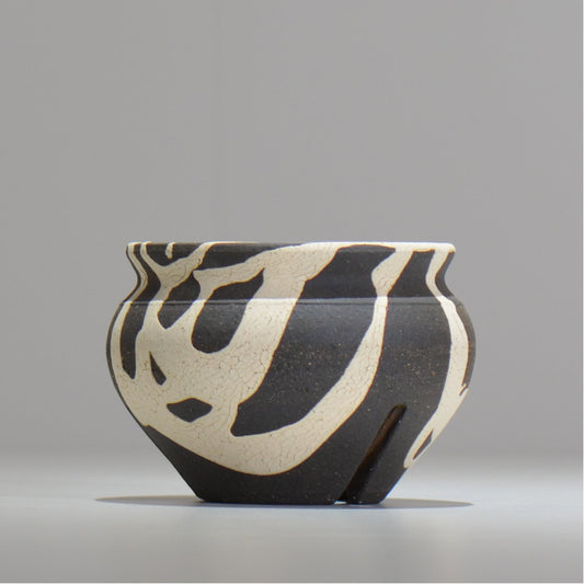 沼野 秀章 / 黒二白 / S / nh2_bwh03_s / 約φ11.2cm / 植木鉢