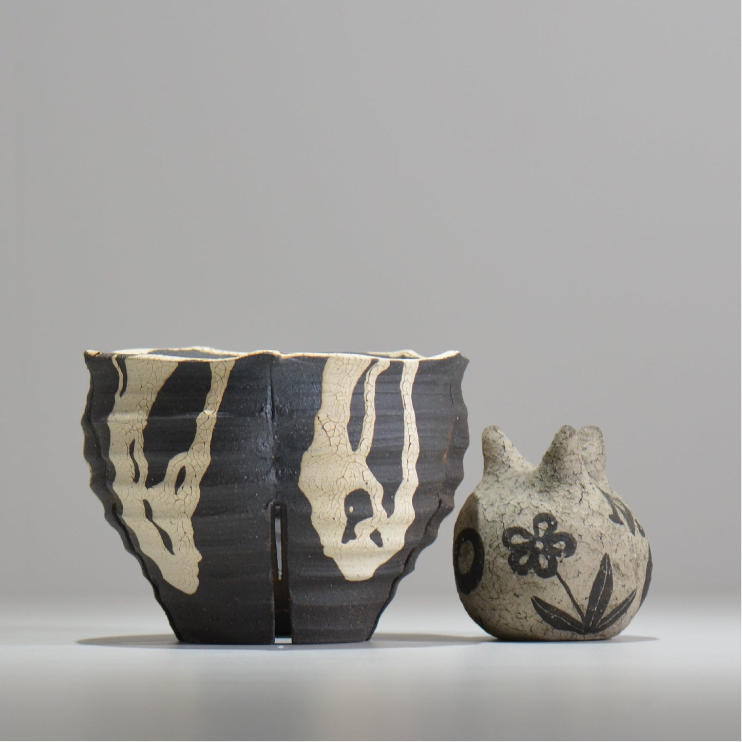 沼野 秀章 / 黒二白 / S  / nh_bw18_m / 約φ14.5cm / 植木鉢