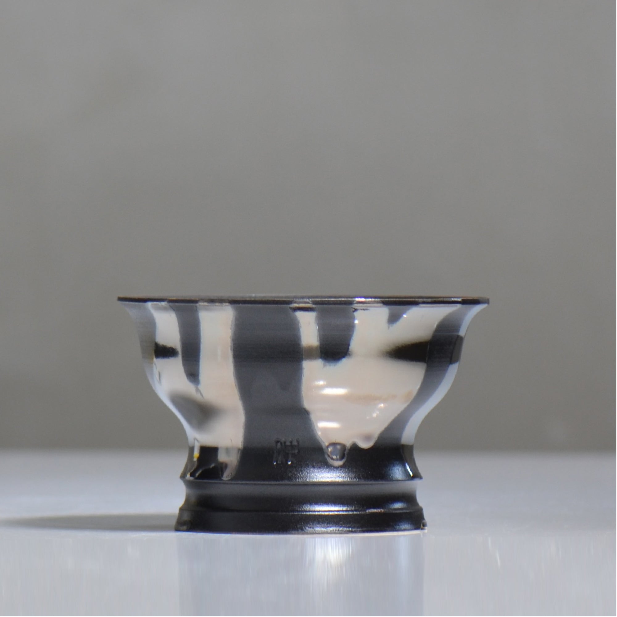 Naka / シルバーマダラ / no3_sm17_m / 約 φ13.2cm / 植木鉢 – ハチラボ