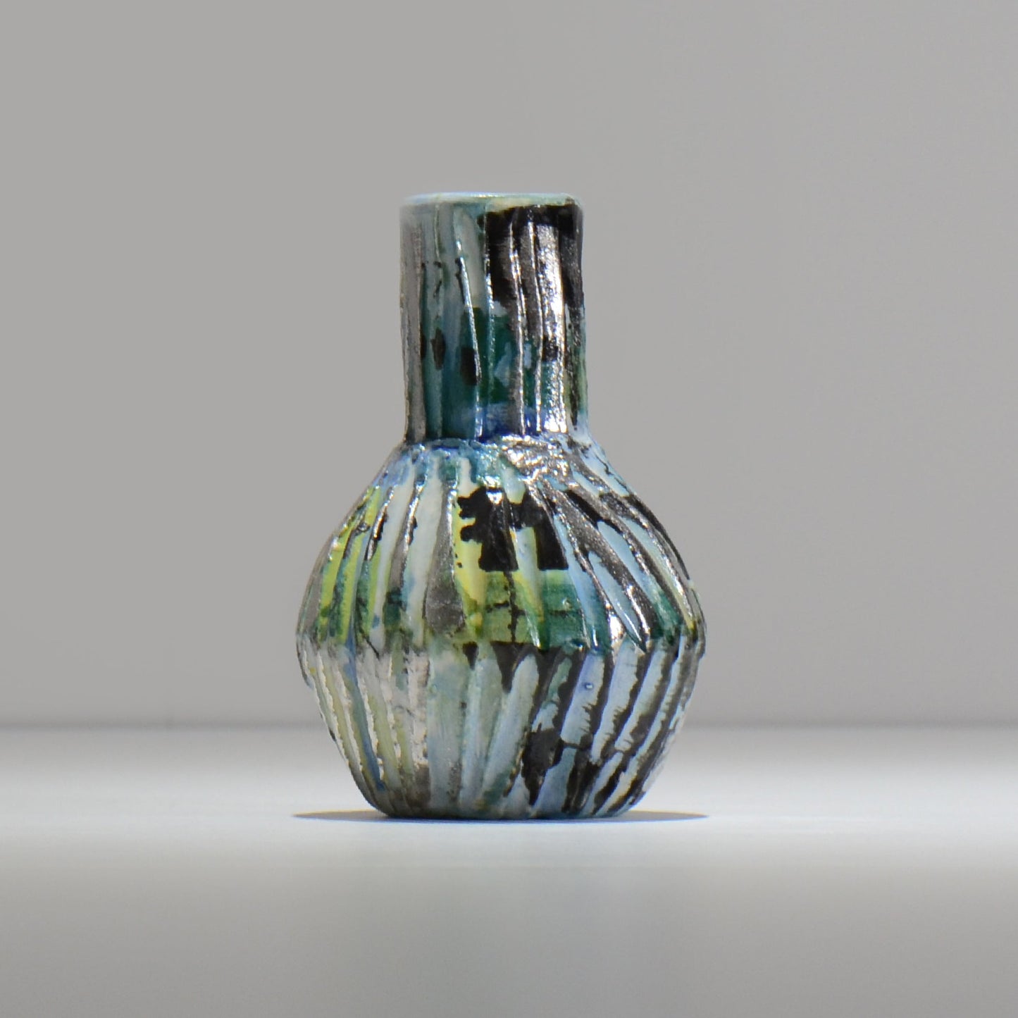 東絵理 / 一輪挿し プラチナ / platinum01_ichi02 / 約φ8.1cm / 花瓶