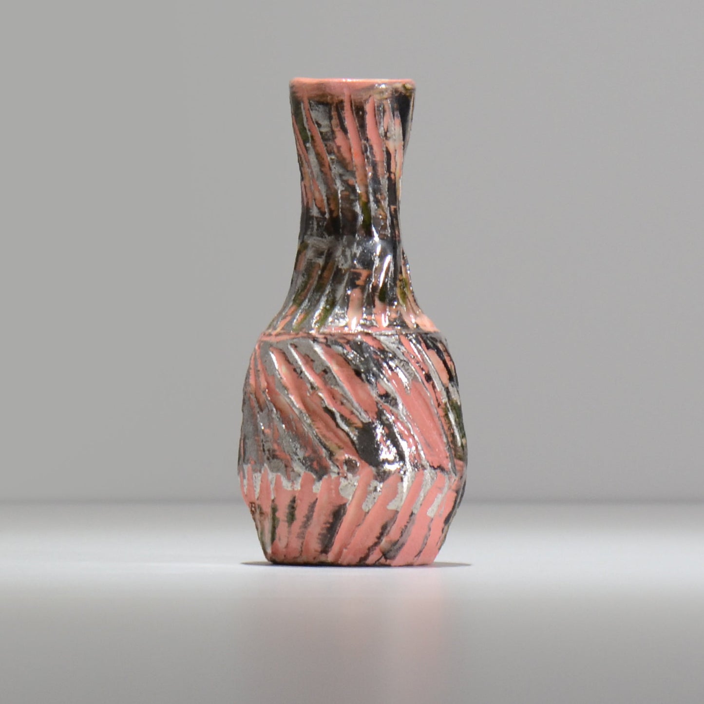 東絵理 / 一輪挿し プラチナ / platinum01_ichi03 / 約φ6.7cm / 花瓶