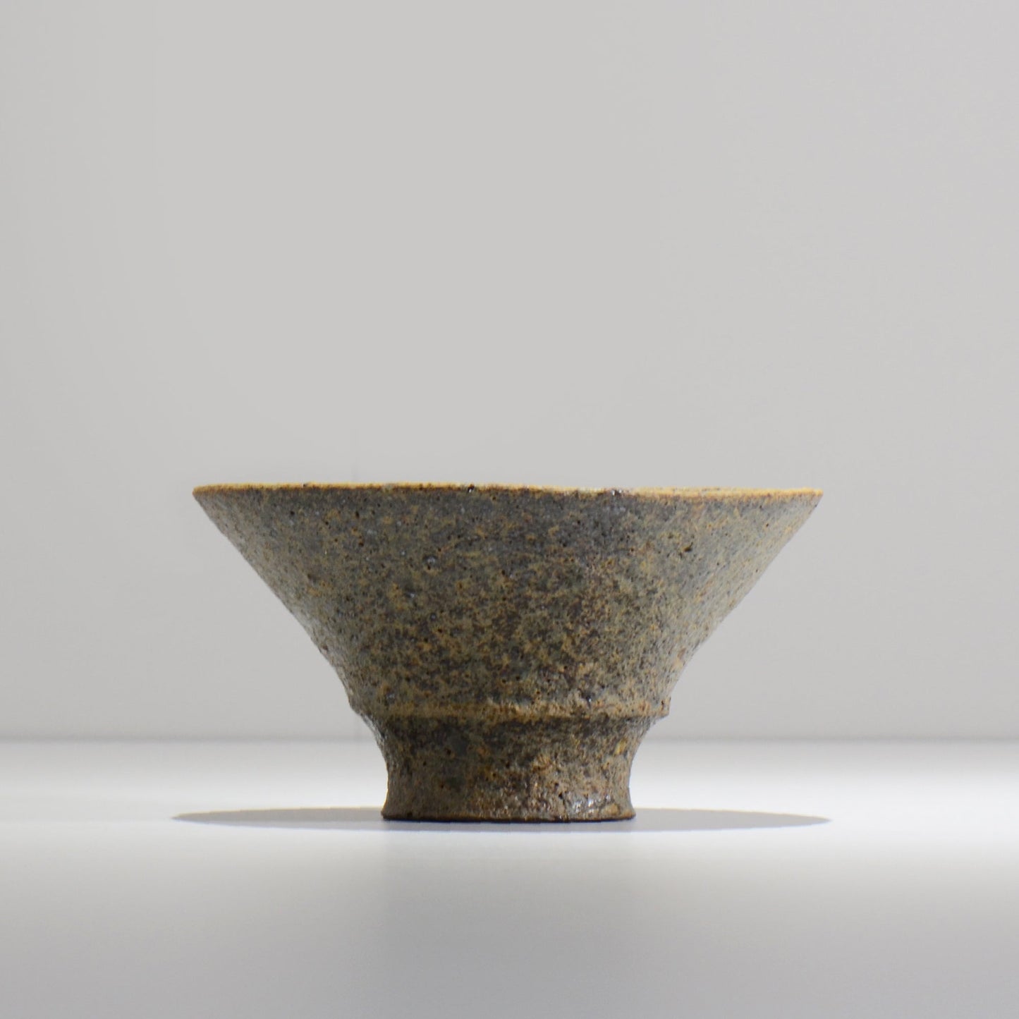 山下太 / ASOBO 錆(さび)/ 26 / 約 φ16.5cm / 植木鉢