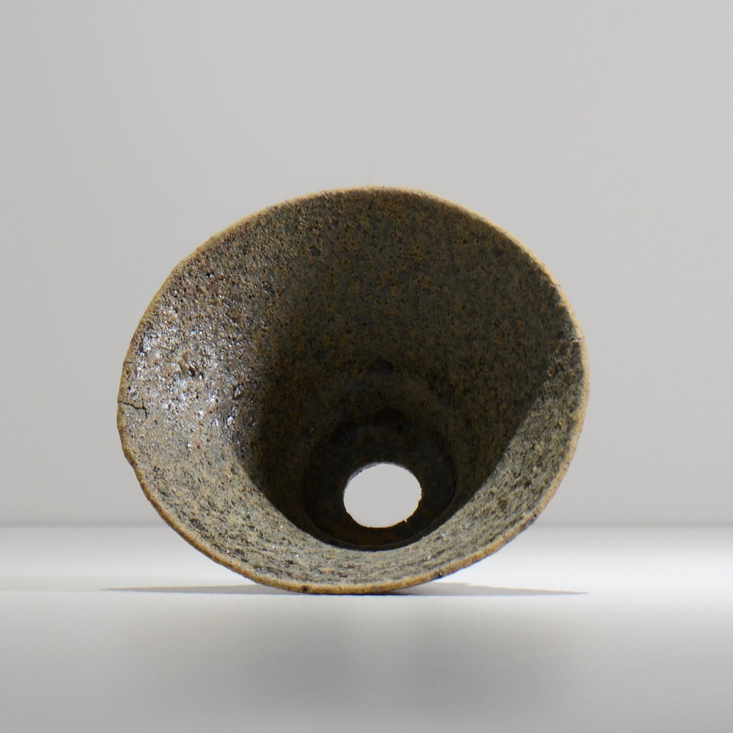 山下太 / ASOBO 錆(さび)/ 26 / 約 φ16.5cm / 植木鉢