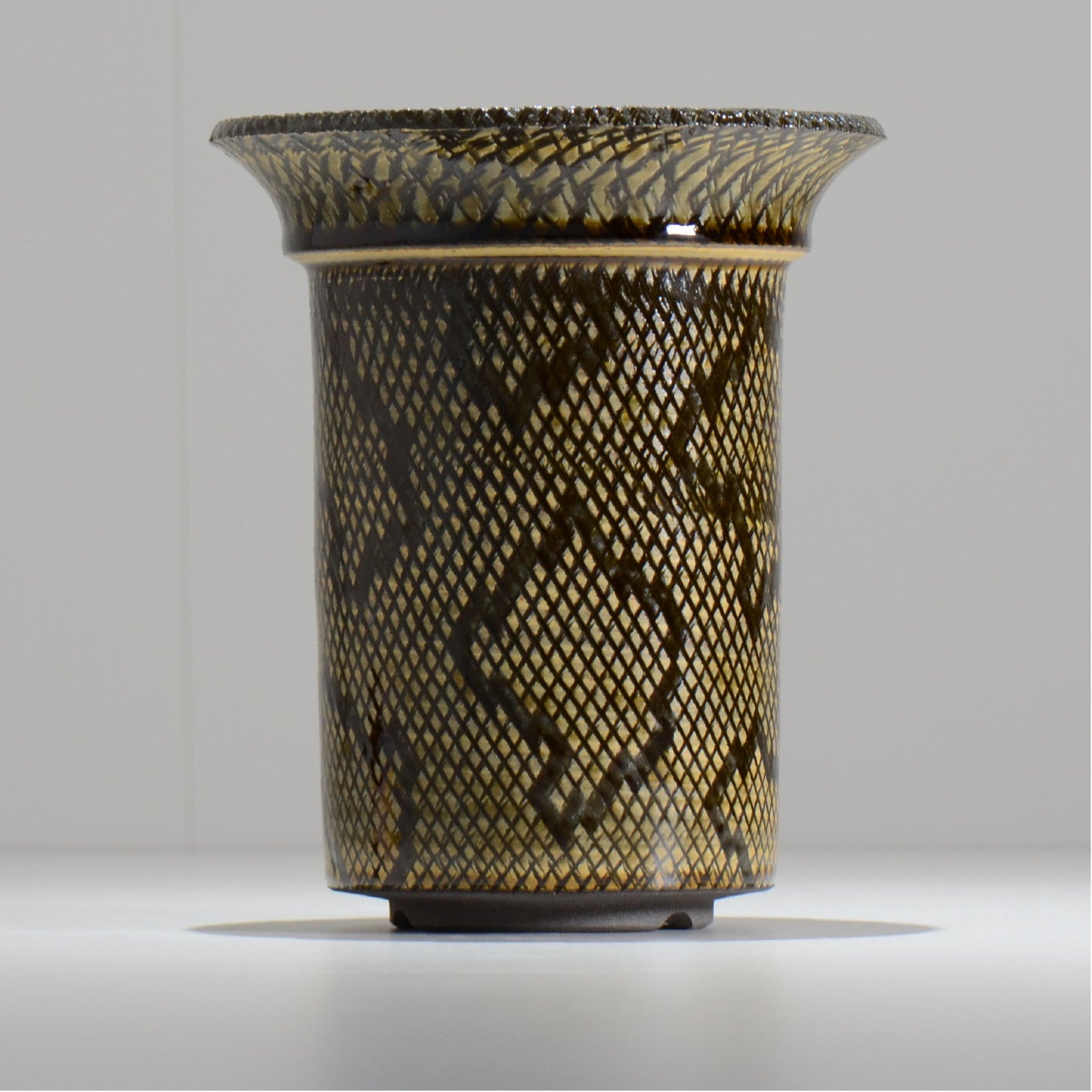 仲田唯希人 / SNAKE01_11 / 約φ15.3cm / 植木鉢