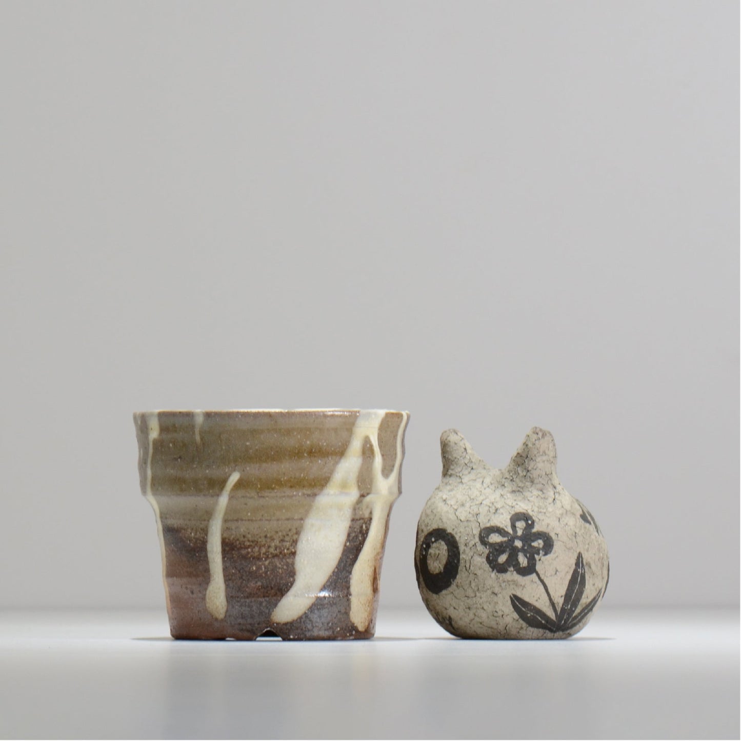 須釜 優子 / 伊賀白がけ 鉢 / su03_02_s  / 約 φ10.8cm / 植木鉢