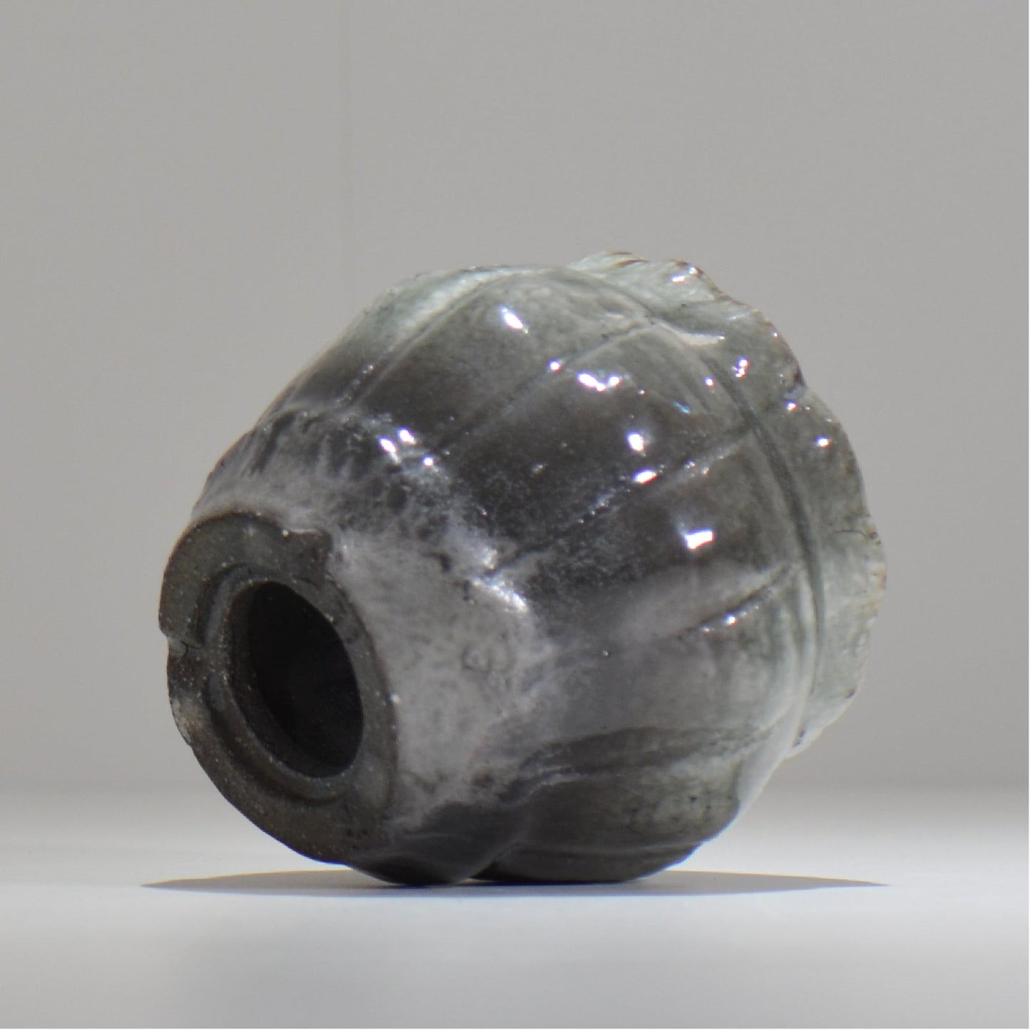 須釜 優子 / 伊賀白灰輪花鉢 / sy04_03_s / 約 φ10cm / 植木鉢