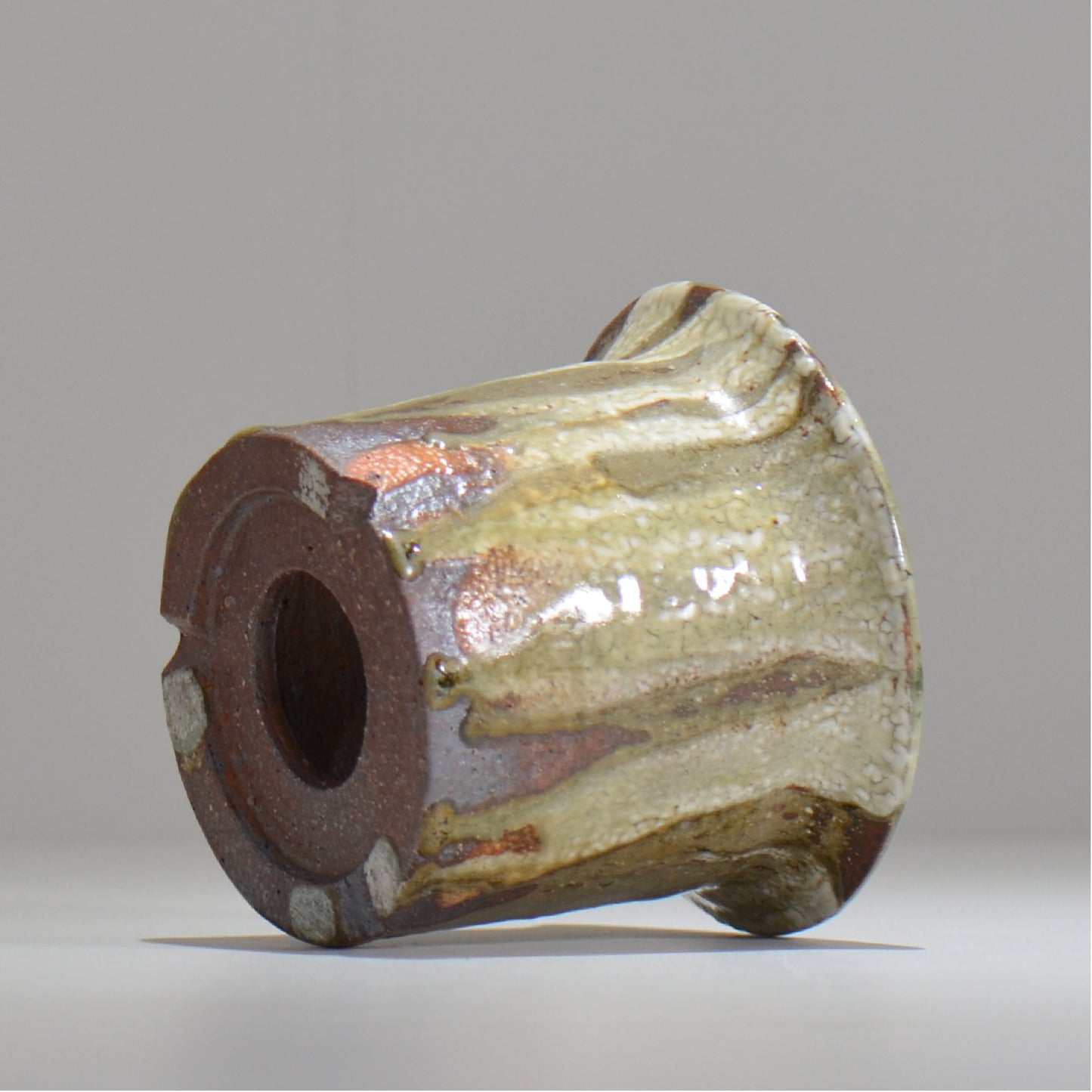 須釜 優子 / 伊賀白がけ鉢 / sy04_04_s / 約 φ12cm / 植木鉢