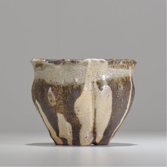 須釜 優子 / 伊賀白がけ輪花鉢 / sy04_06_m / 約 φ14cm / 植木鉢