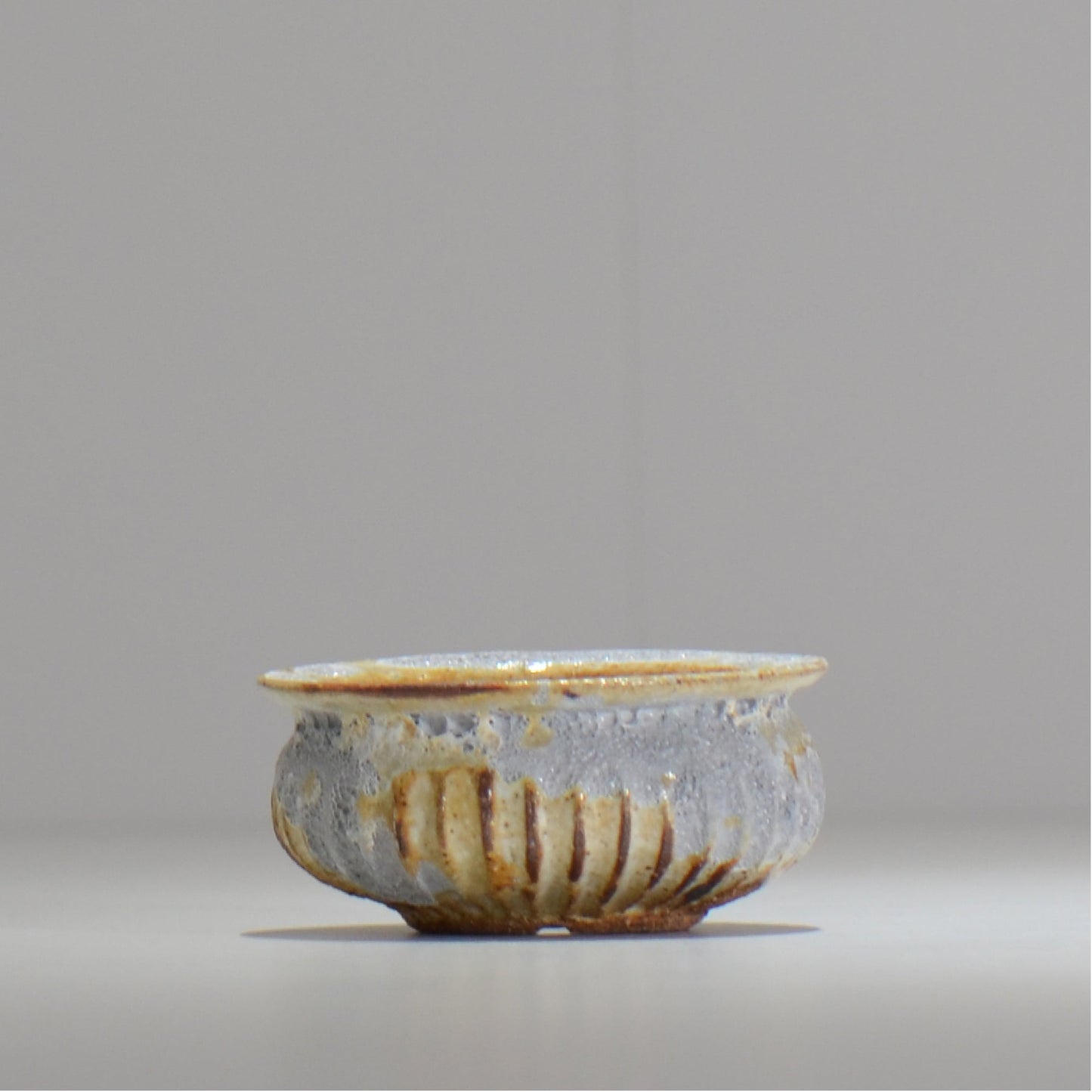 照鉢-terrace cotta- / Genesis obelisk
 / tc_04_xs / 約9cm × 植木鉢