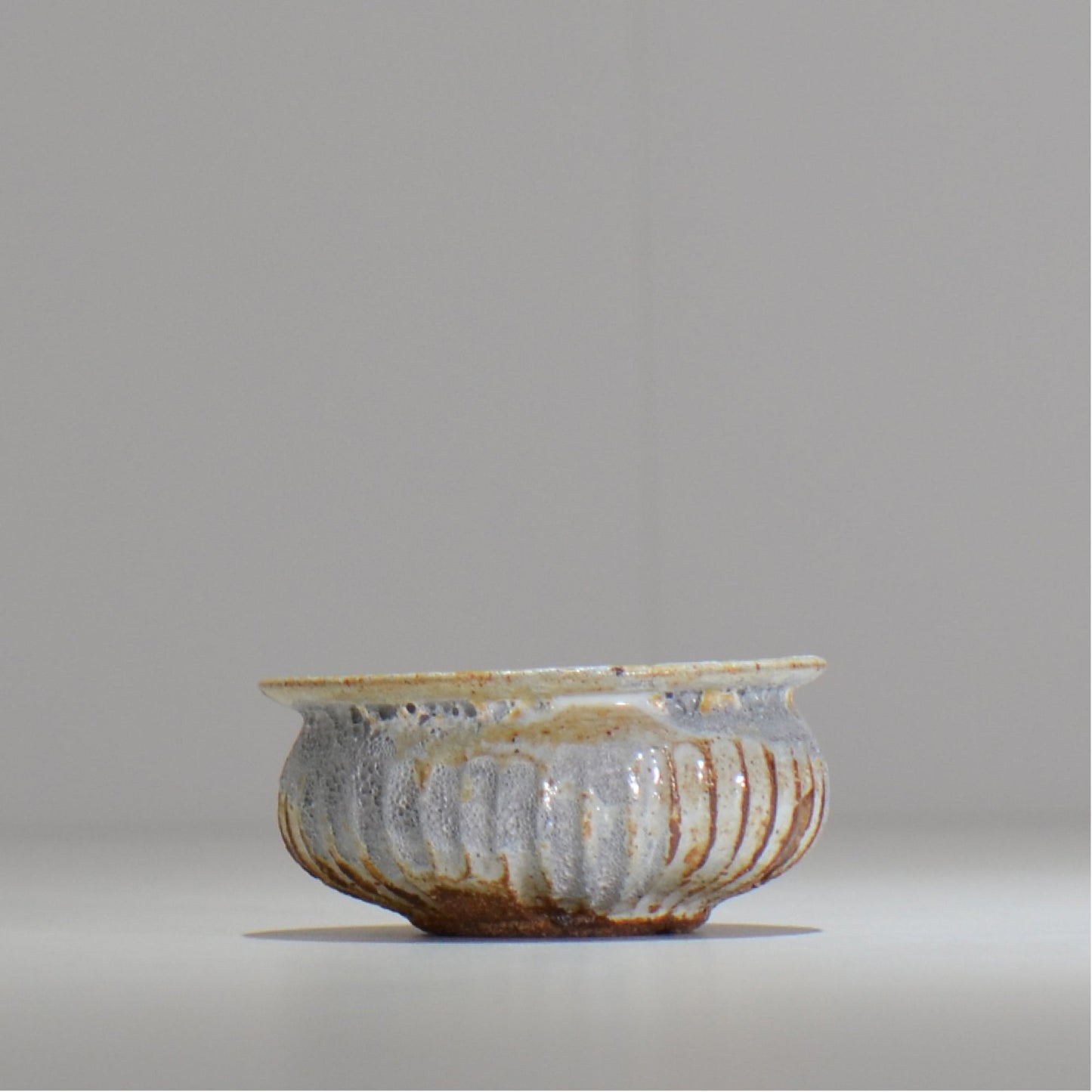 照鉢-terrace cotta- / Genesis obelisk
 / tc_04_xs / 約9cm × 植木鉢